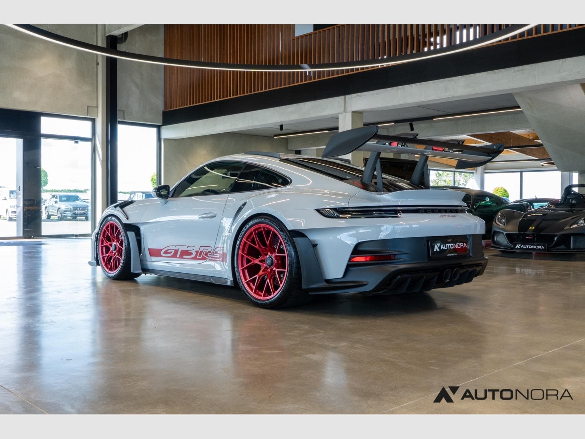 Porsche 992 GT3 RS (2024) - Photo 8
