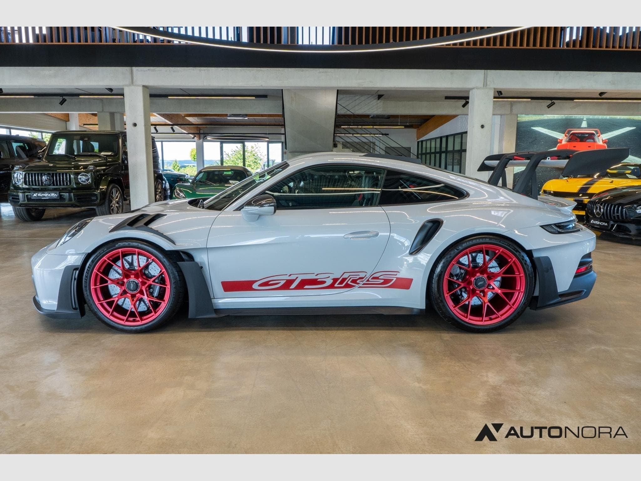 Porsche 992 GT3 RS (2024) - Photo 7