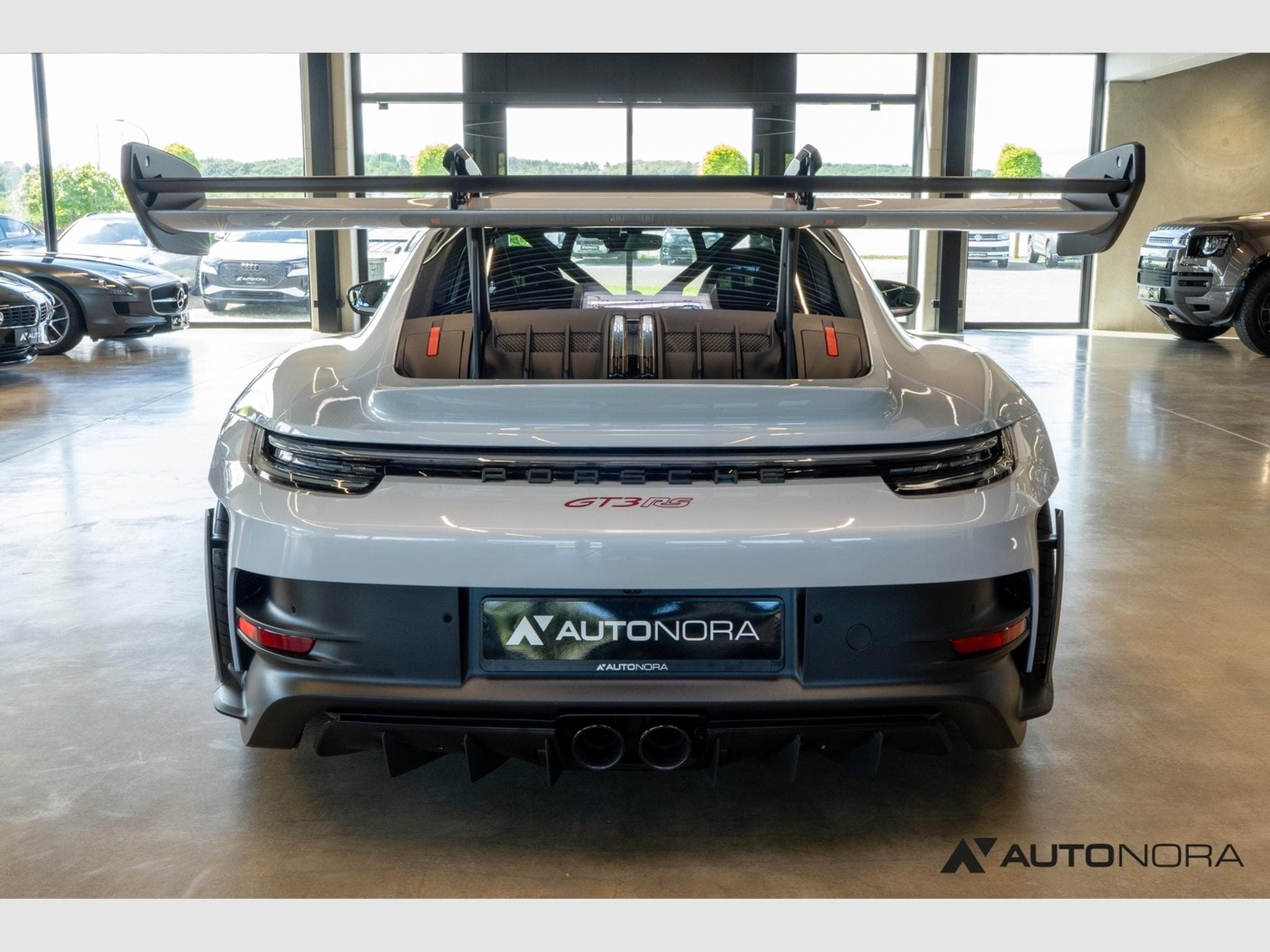 Porsche 992 GT3 RS (2024) - Photo 9
