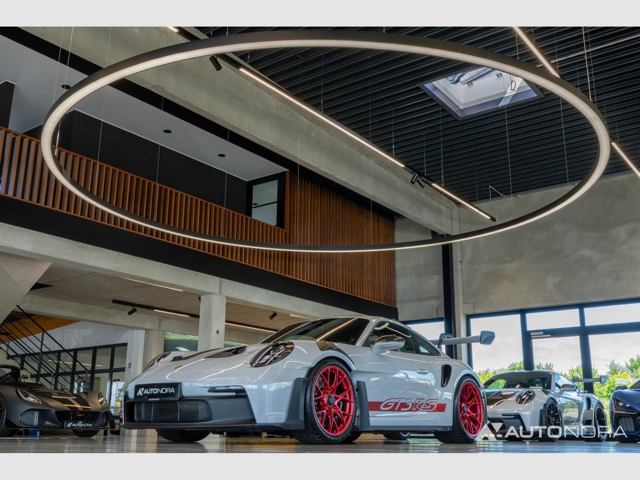 Porsche 992 GT3 RS (2024) - Photo 10