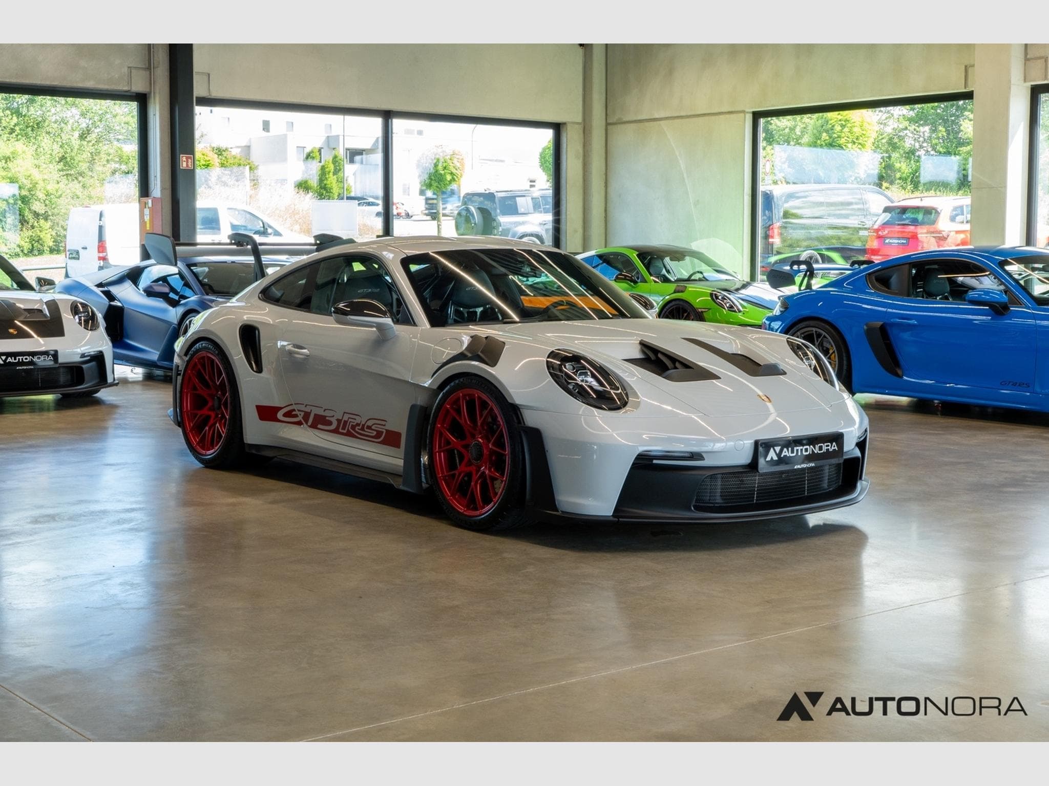 Porsche 992 GT3 RS (2024) - Photo 3