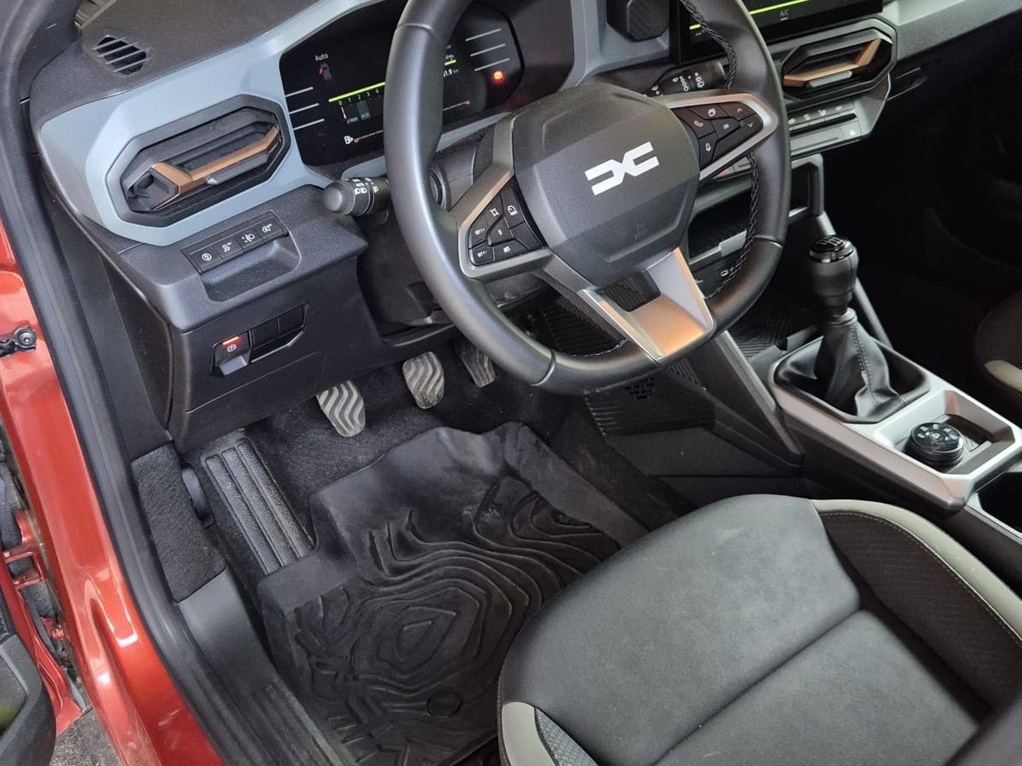 Dacia Duster Duster 1.2 Tce Extreme 4x4 (2024) - Photo 2