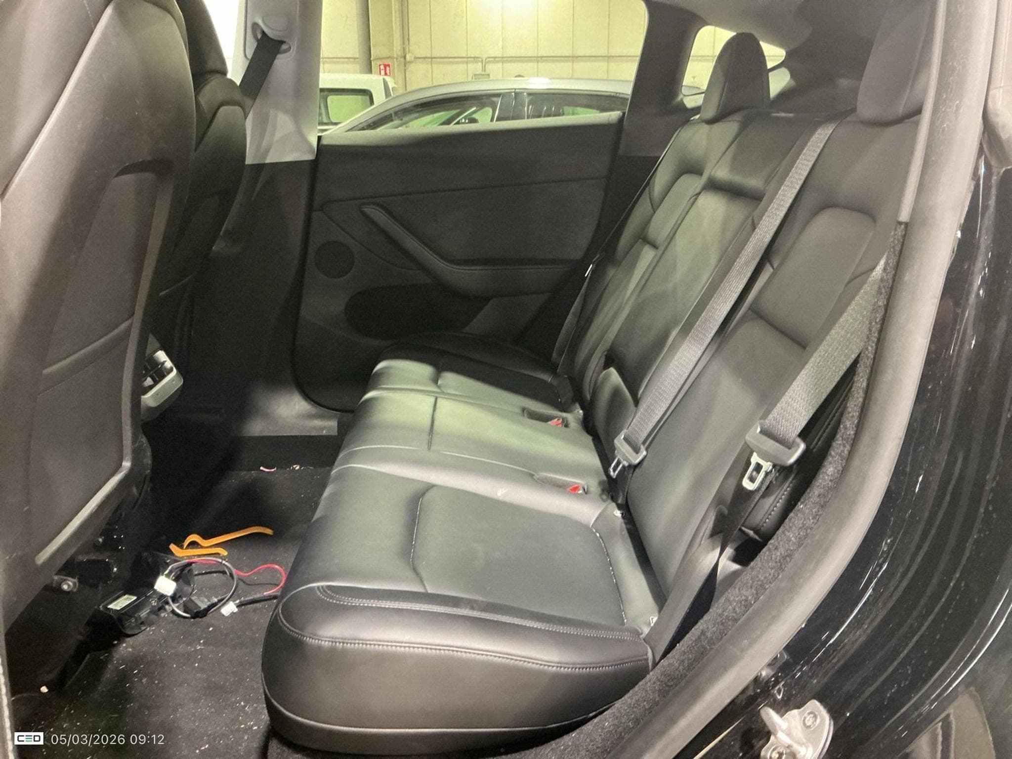 Tesla Model Y Long Range (2023) - Photo 2