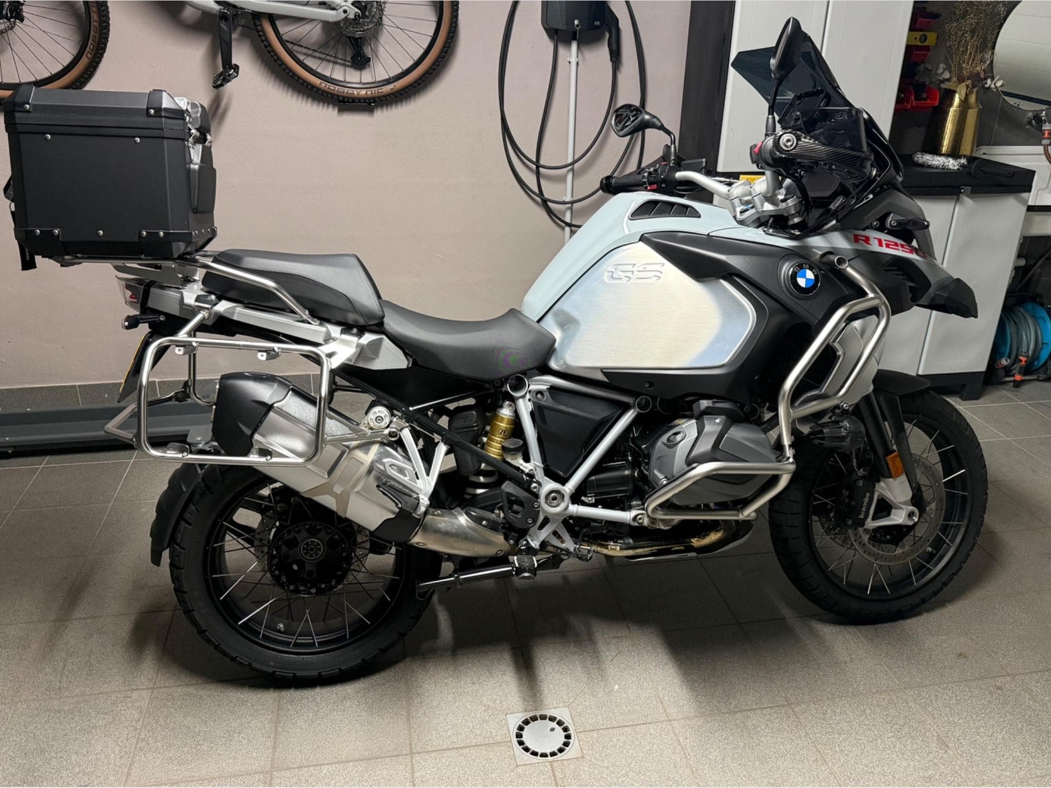 BMW G Gs 1250 adventure (2023) - Photo 1