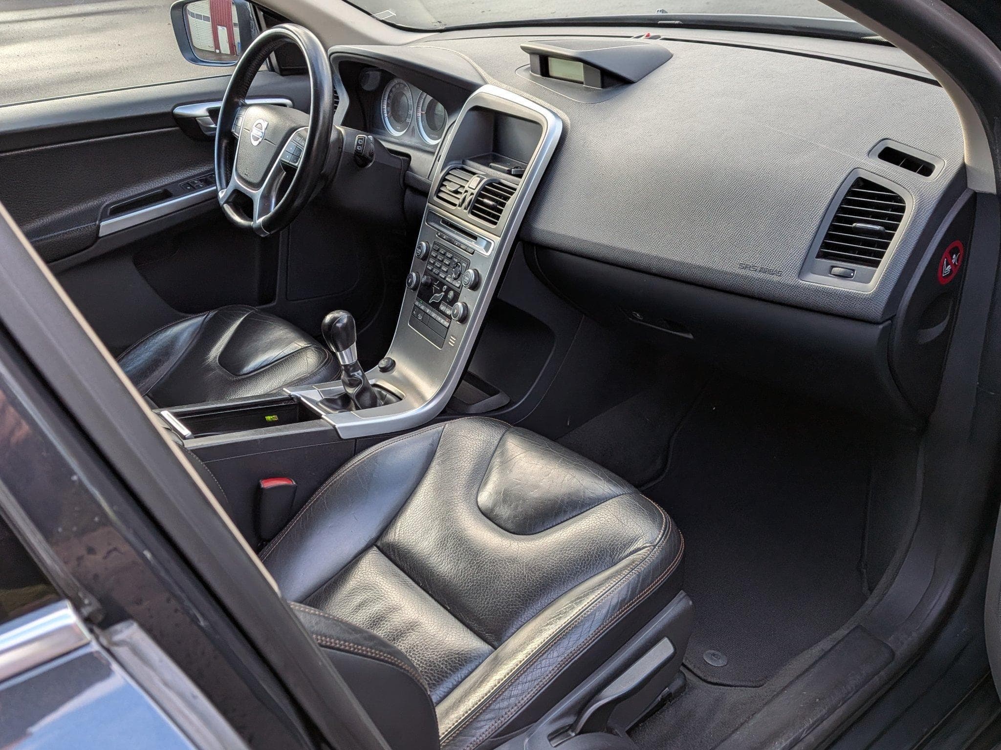 Volvo XC60 (2010) - Photo 2