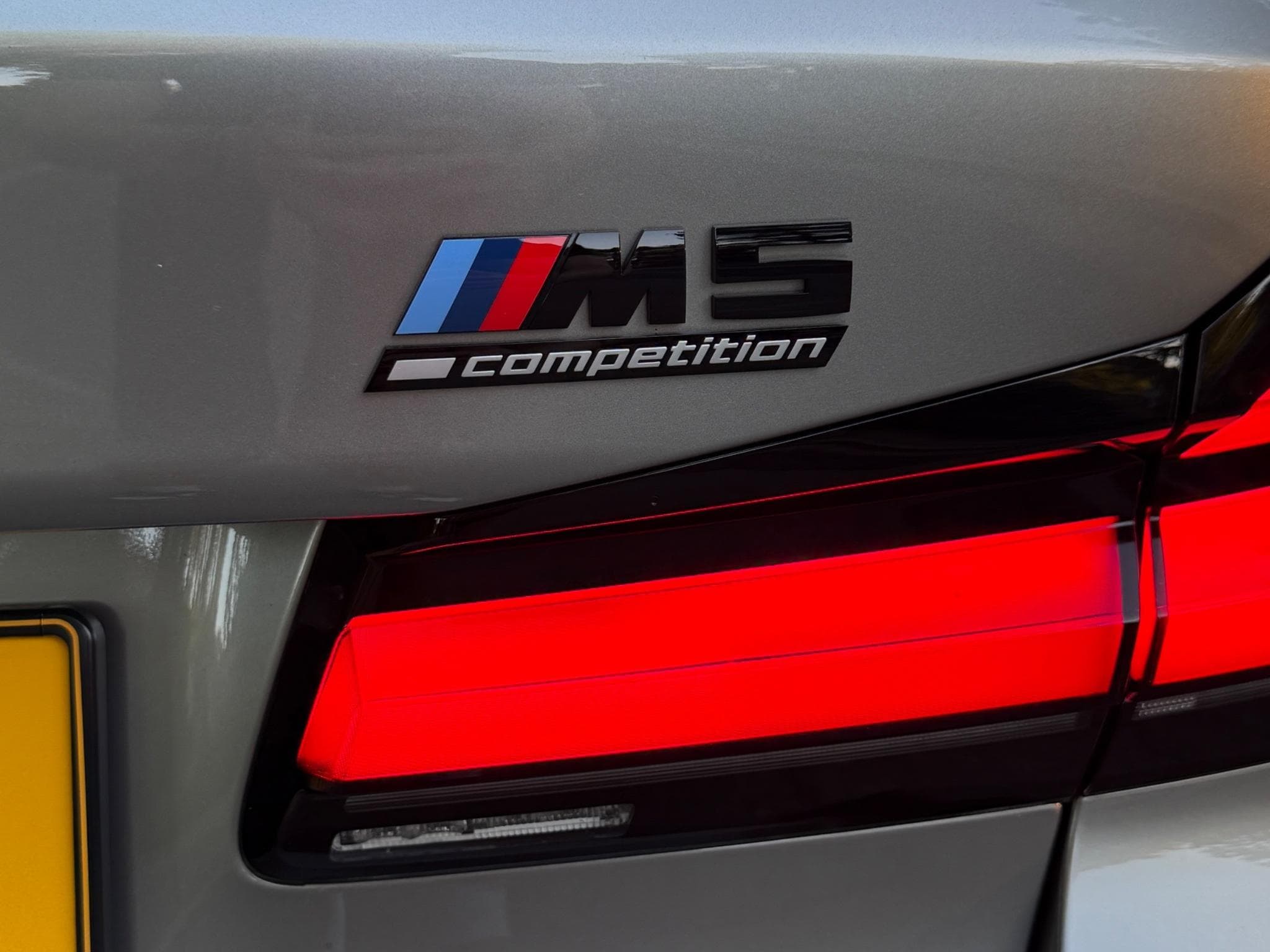 BMW M5 LCI Competition (2021) - Foto 12