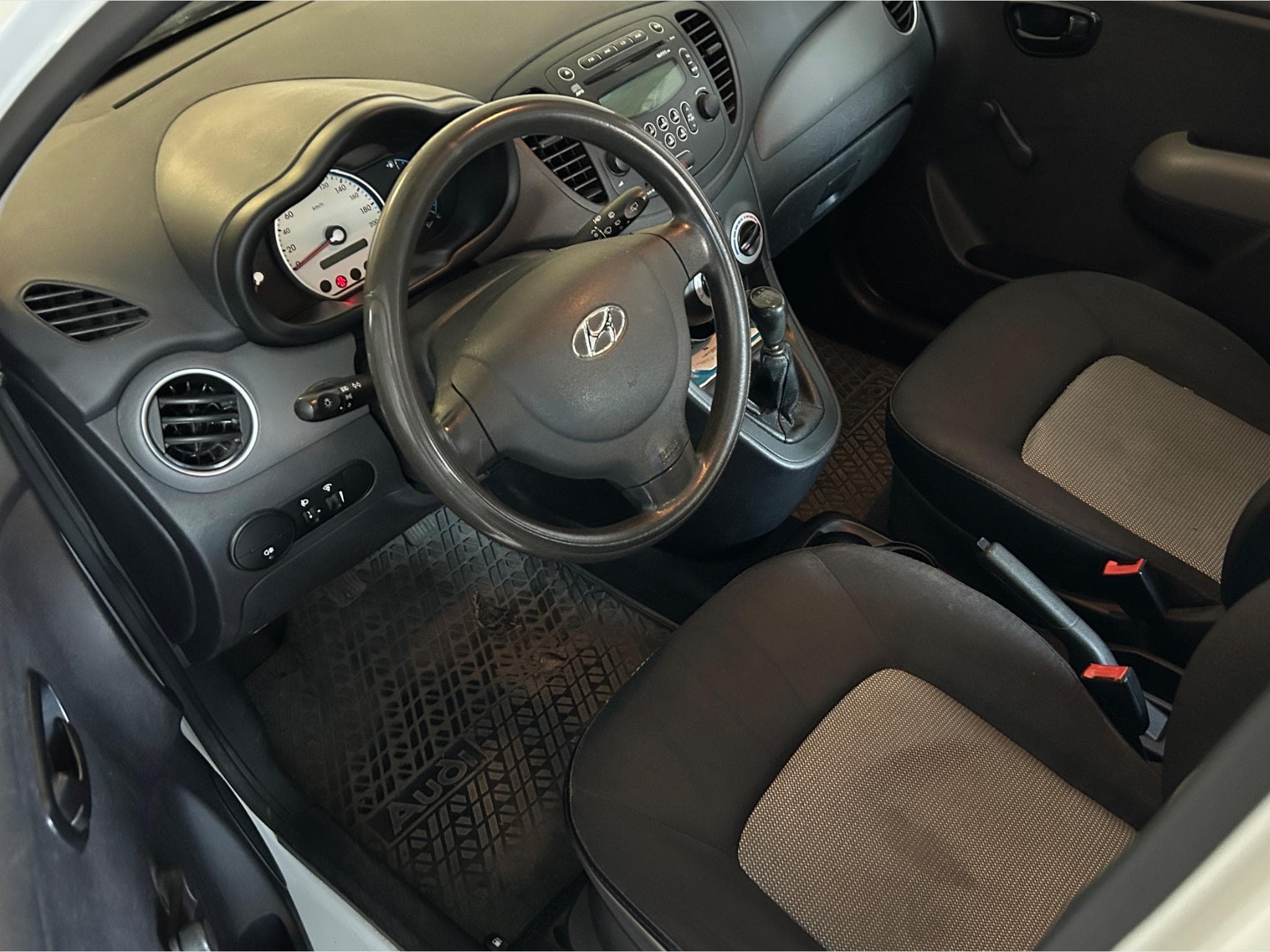 Hyundai i10 (2008) - Photo 2