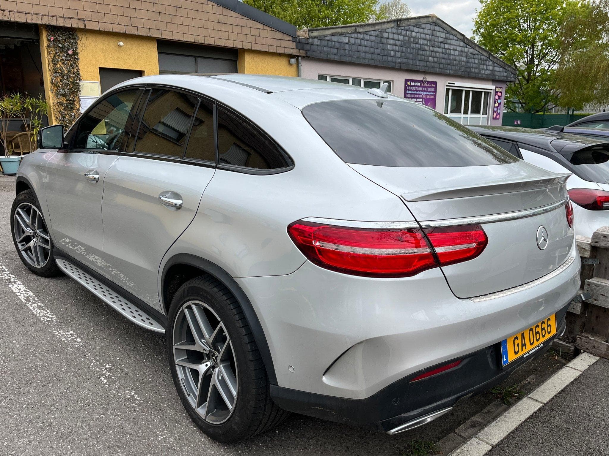 Mercedes GLE 350 AMG LINE (2019) - Photo 3