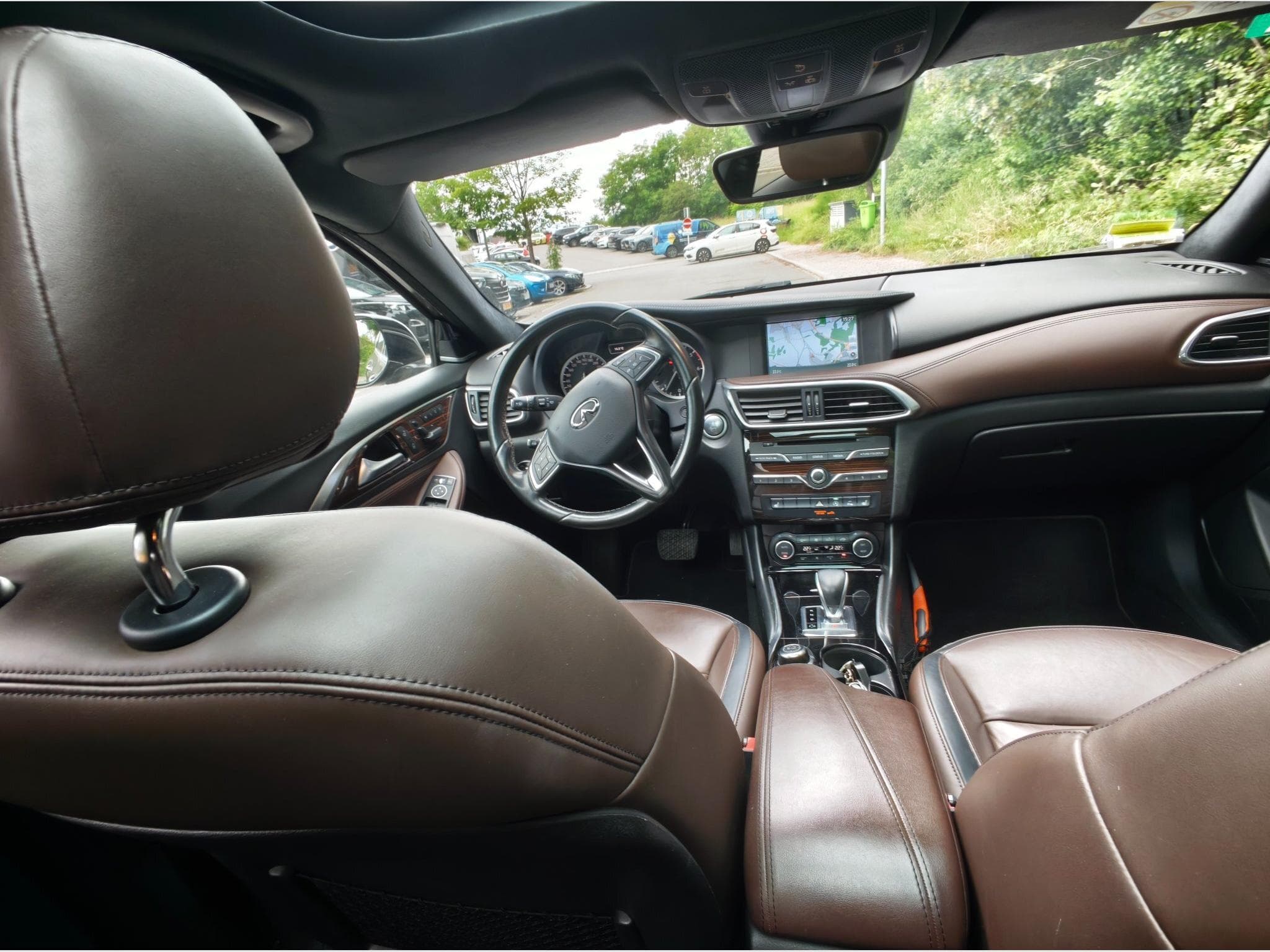Infiniti QX30 2.2 DIESEL AWD PREMIUM TECH (2016) - Photo 10