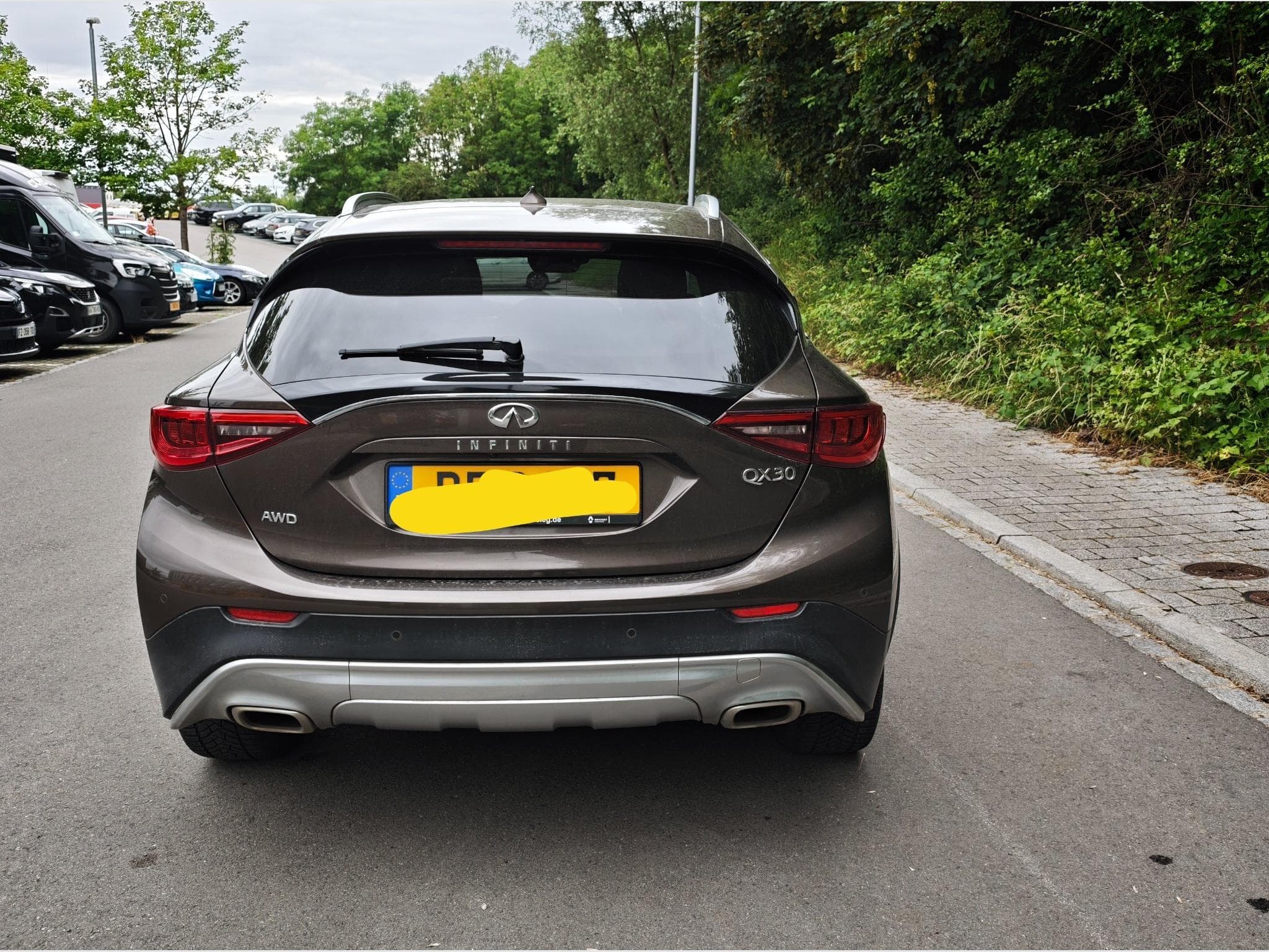 Infiniti QX30 2.2 DIESEL AWD PREMIUM TECH (2016) - Photo 2