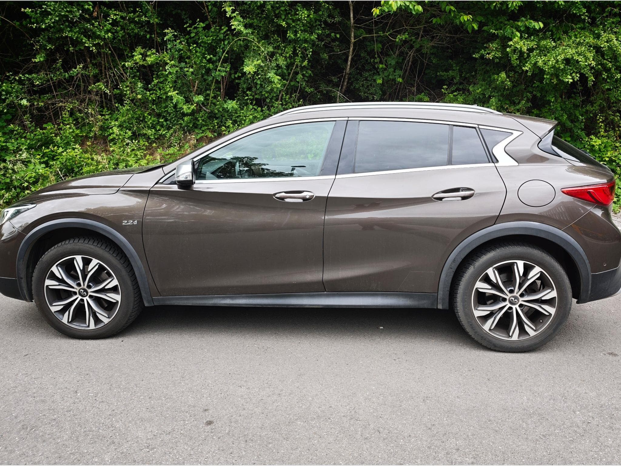 Infiniti QX30 2.2 DIESEL AWD PREMIUM TECH (2016) - Photo 4