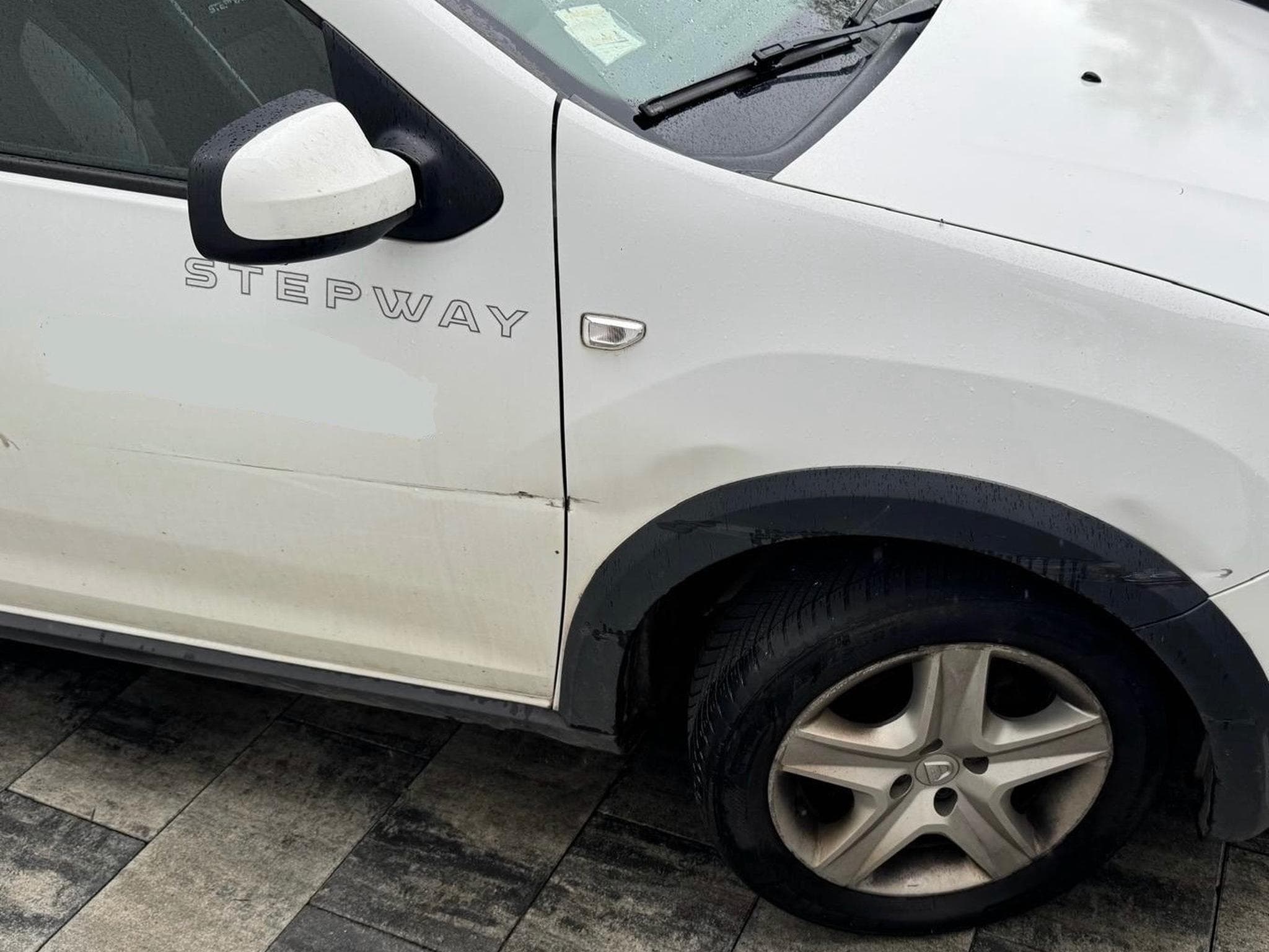 Dacia Sandero Stepway 1.5 DCI (2016) - Photo 7