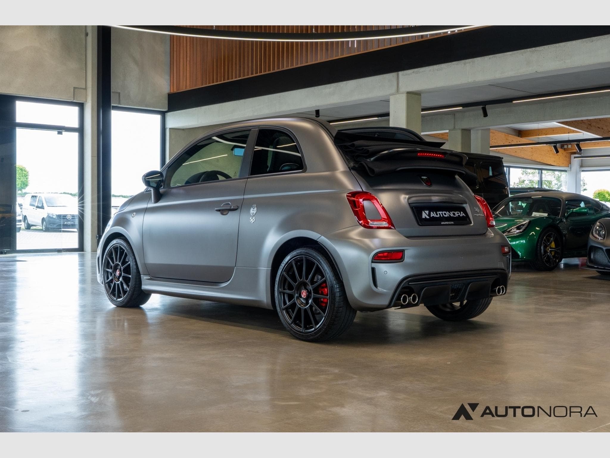 Abarth 595 595C Competizione (2019) - Photo 8