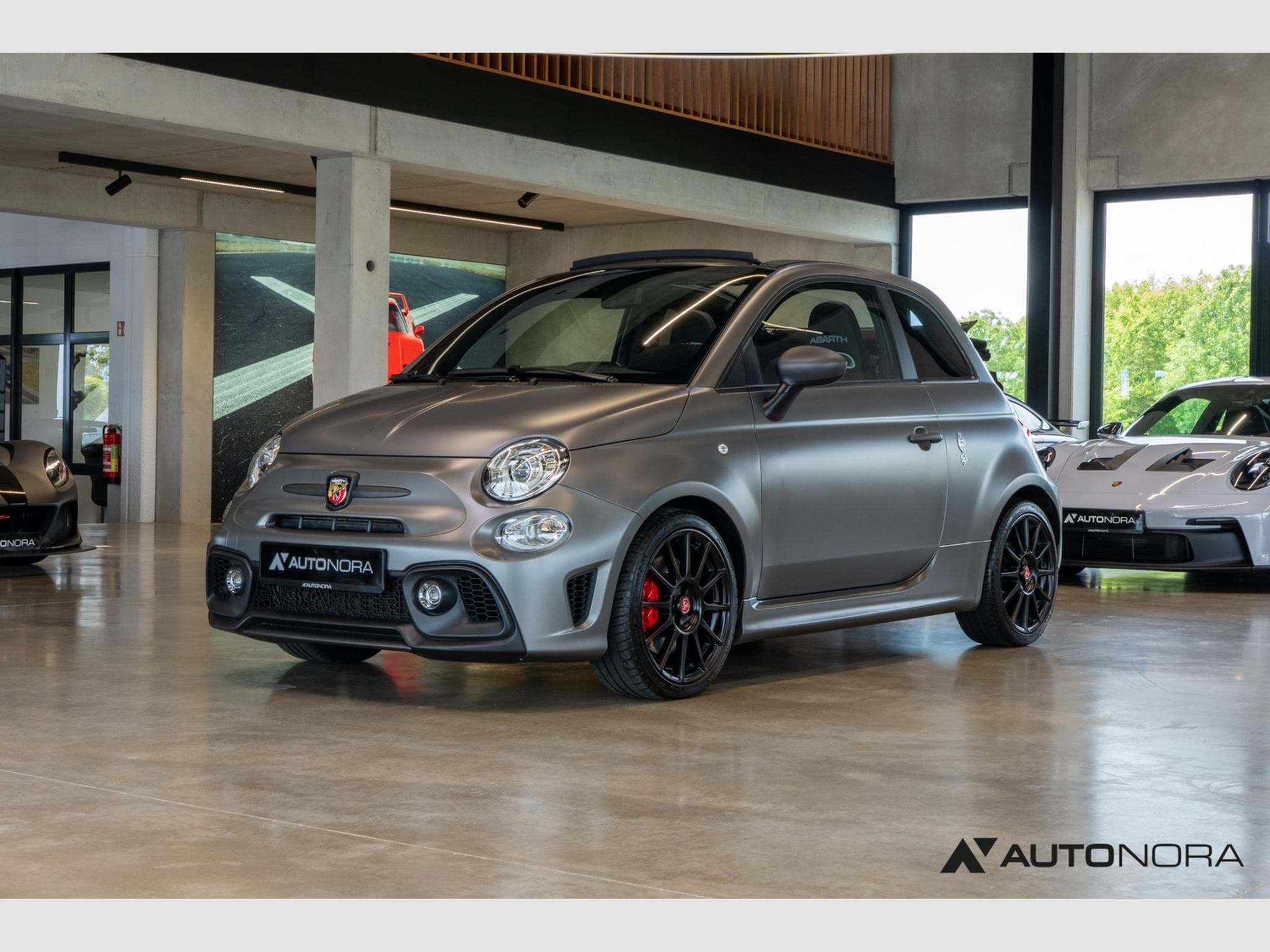 Abarth 595 595C Competizione (2019) - Photo 6