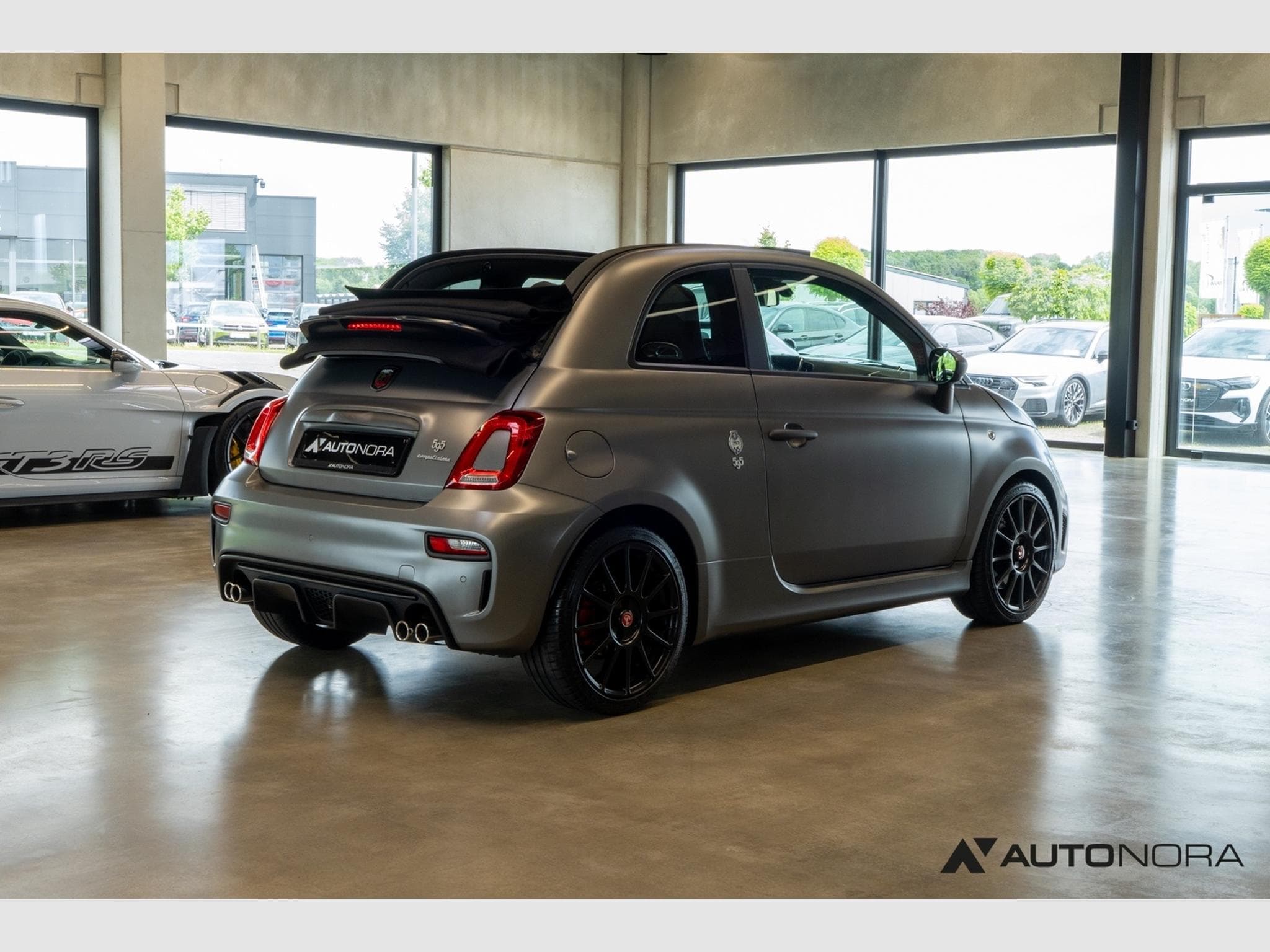 Abarth 595 595C Competizione (2019) - Photo 4
