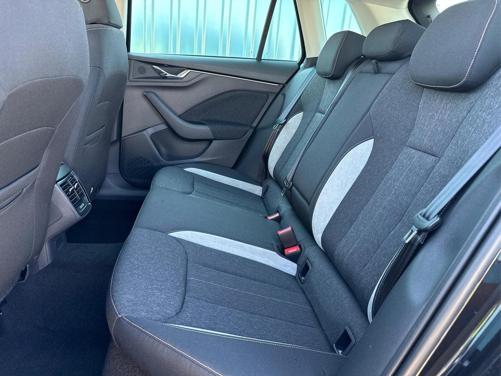 Skoda Kamiq 130 Jahre Premium (2026) - Photo 9