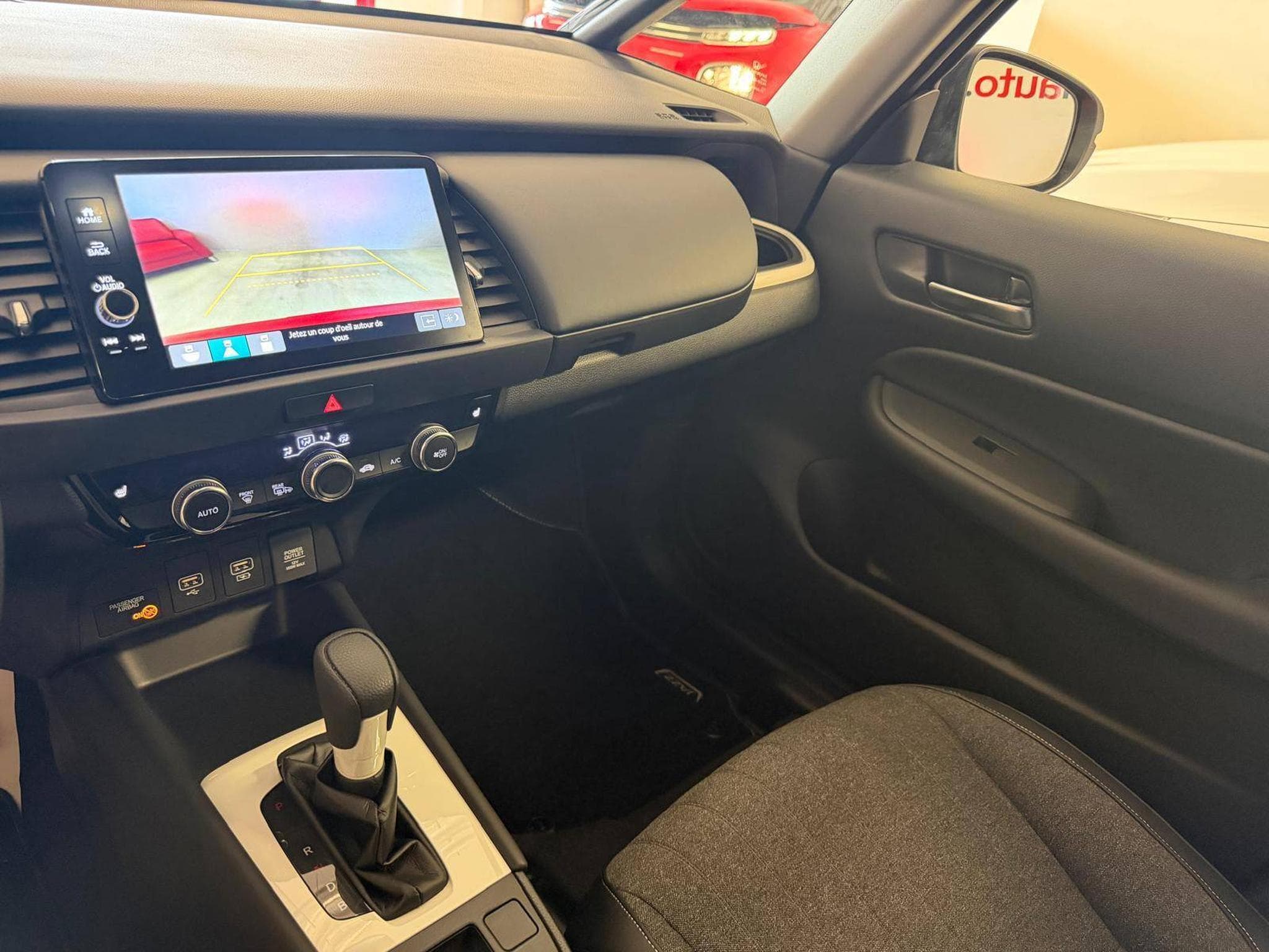 Honda Jazz Hybrid Elegance (2022) - Photo 9