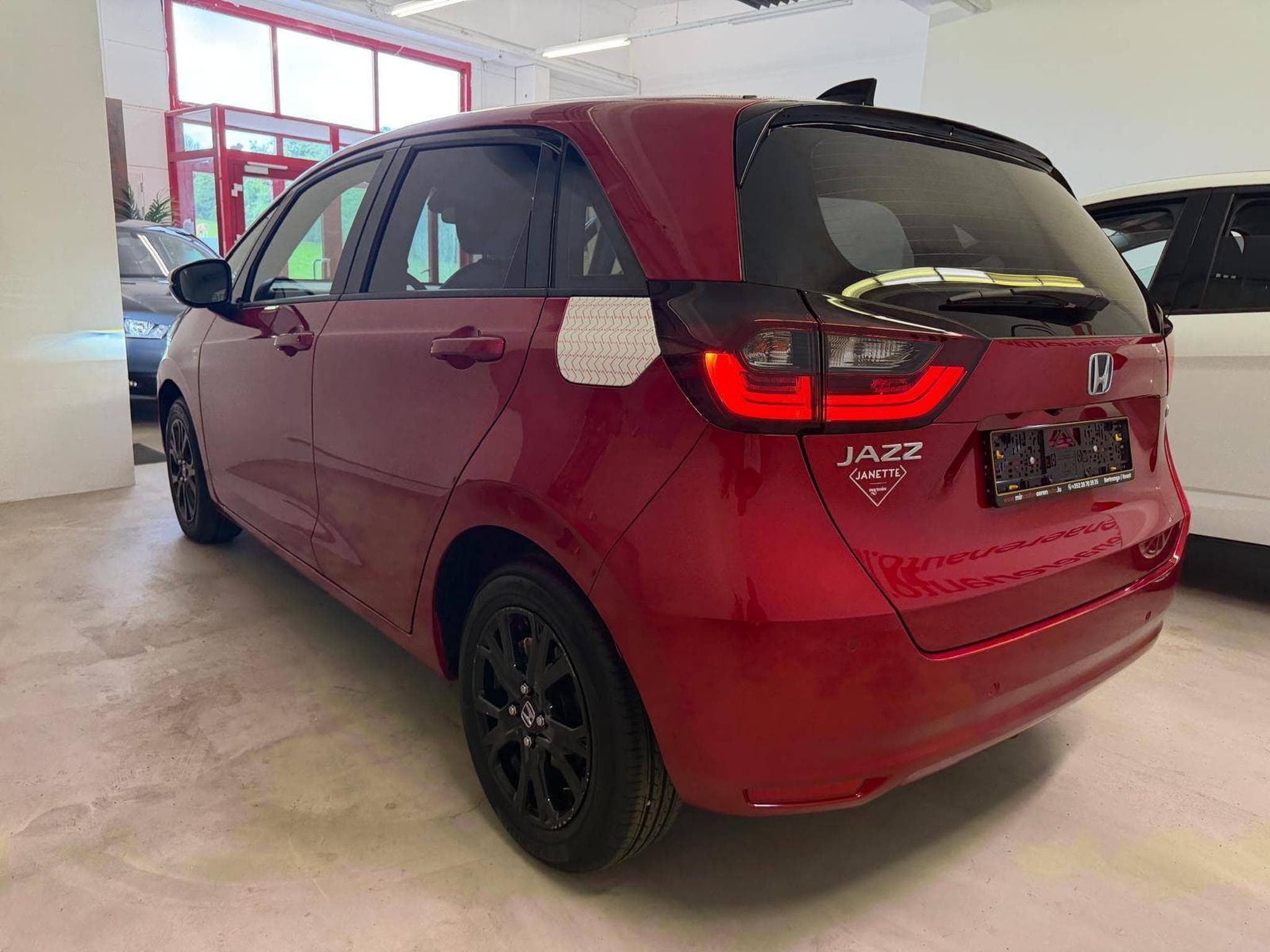 Honda Jazz Hybrid Elegance (2022) - Photo 4