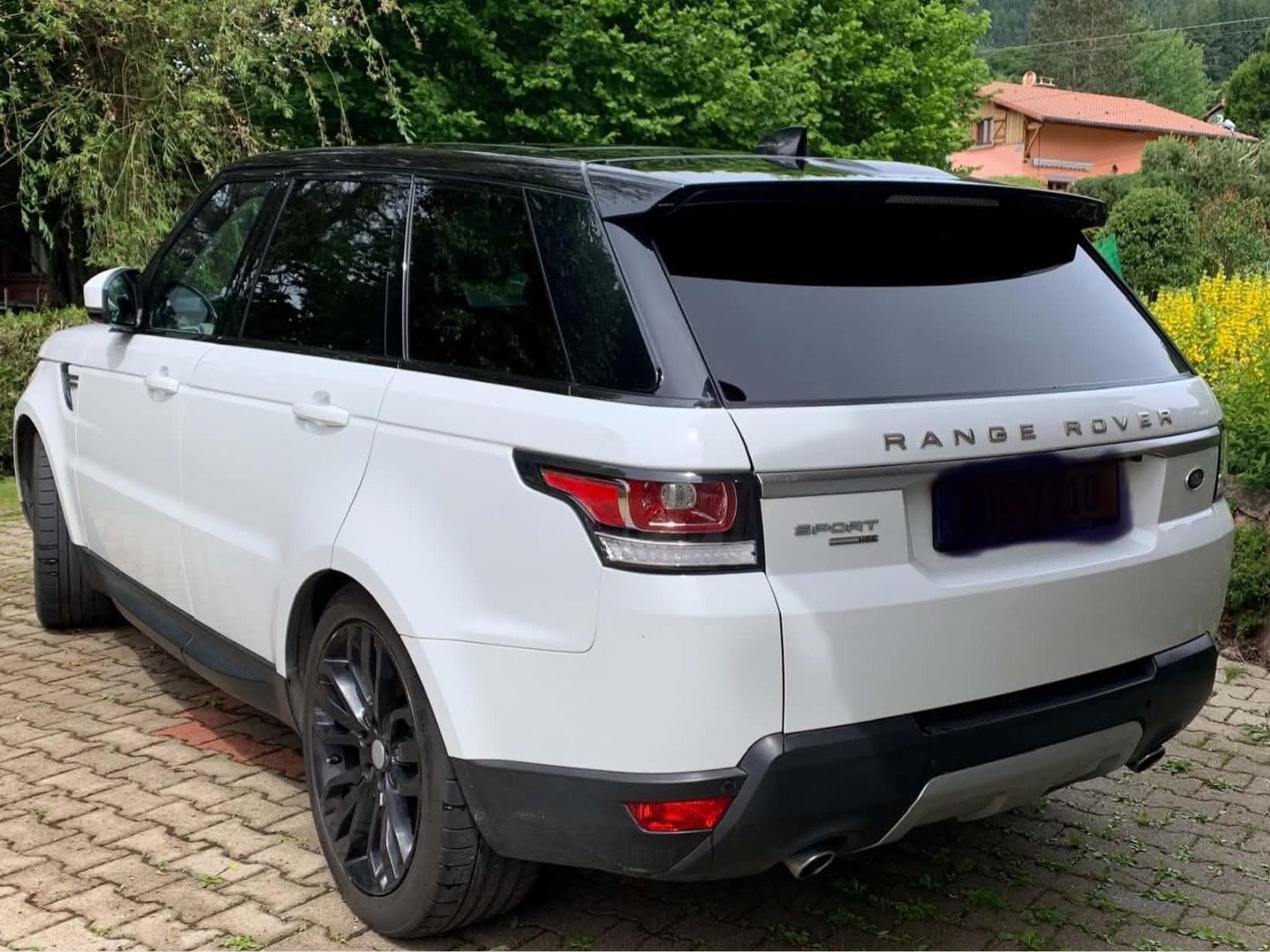 Land-Rover Range Rover Sport HSE (2017) - Photo 2