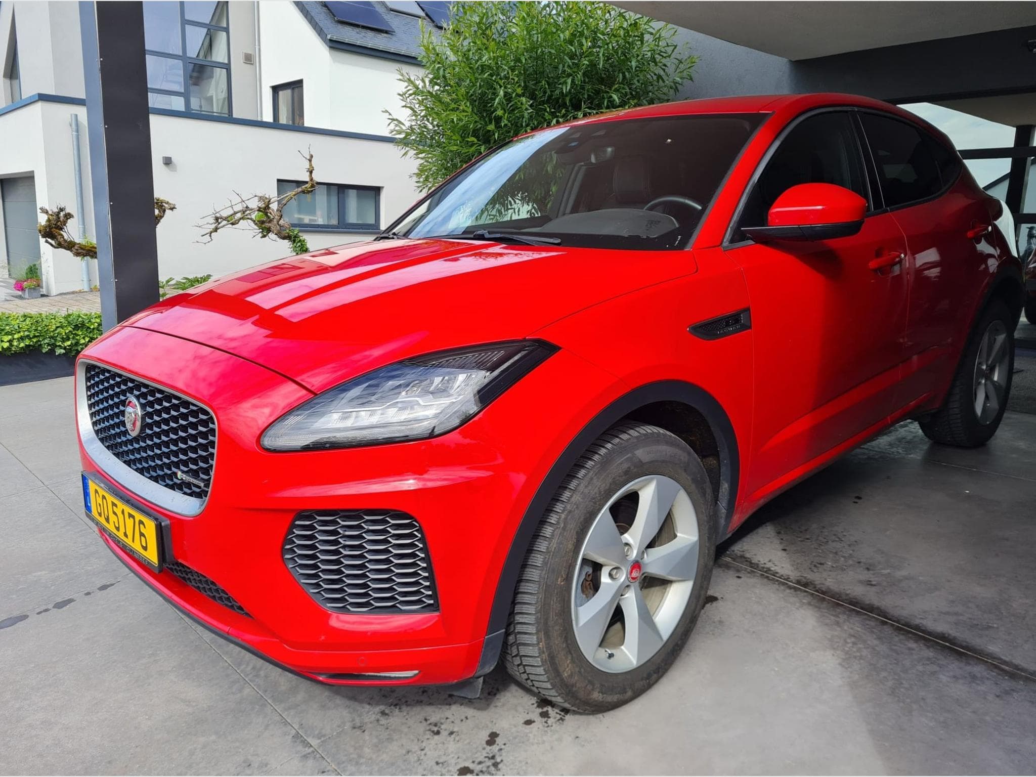 Jaguar E-Pace R-dynamique (2020) - Photo 1