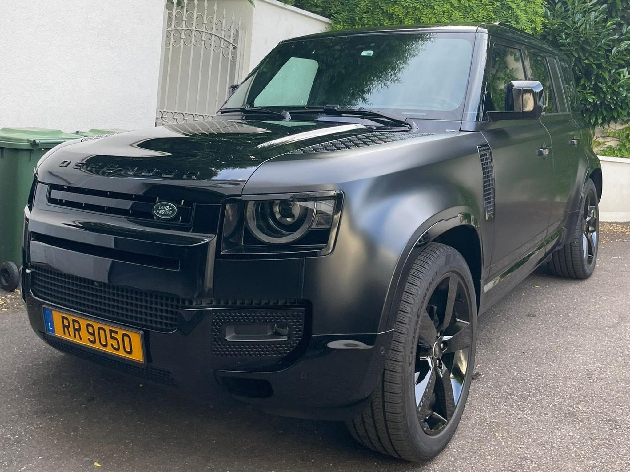 Land-Rover Defender 110 D250 HardTop X-Dynamic SE UTILITAIRE (2025) - Photo 4