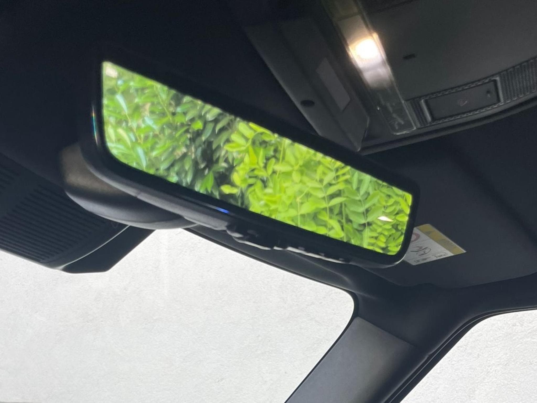 Land-Rover Defender 110 D250 HardTop X-Dynamic SE UTILITAIRE (2025) - Photo 5