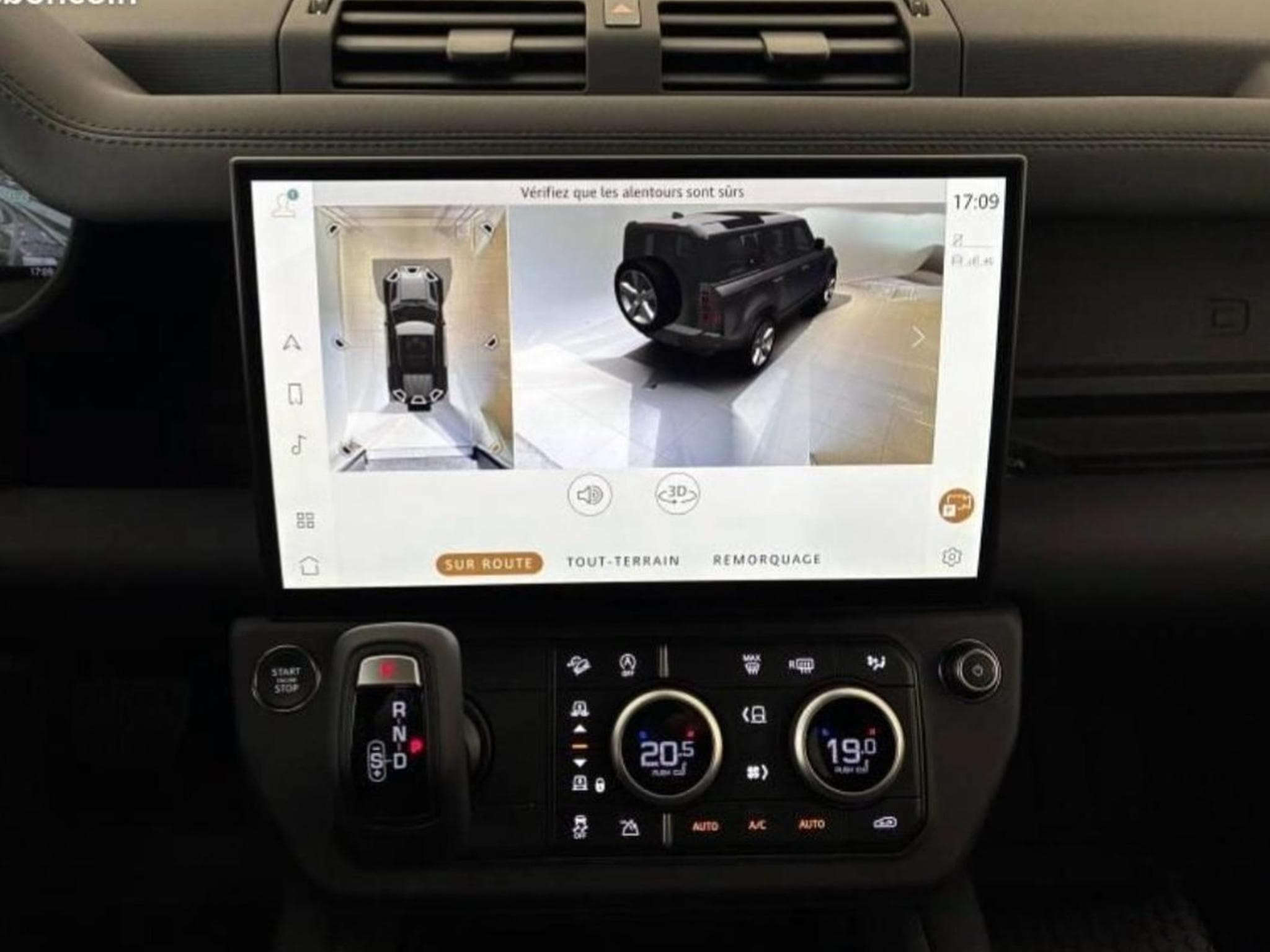 Land-Rover Defender 110 D250 HardTop X-Dynamic SE UTILITAIRE (2025) - Photo 6