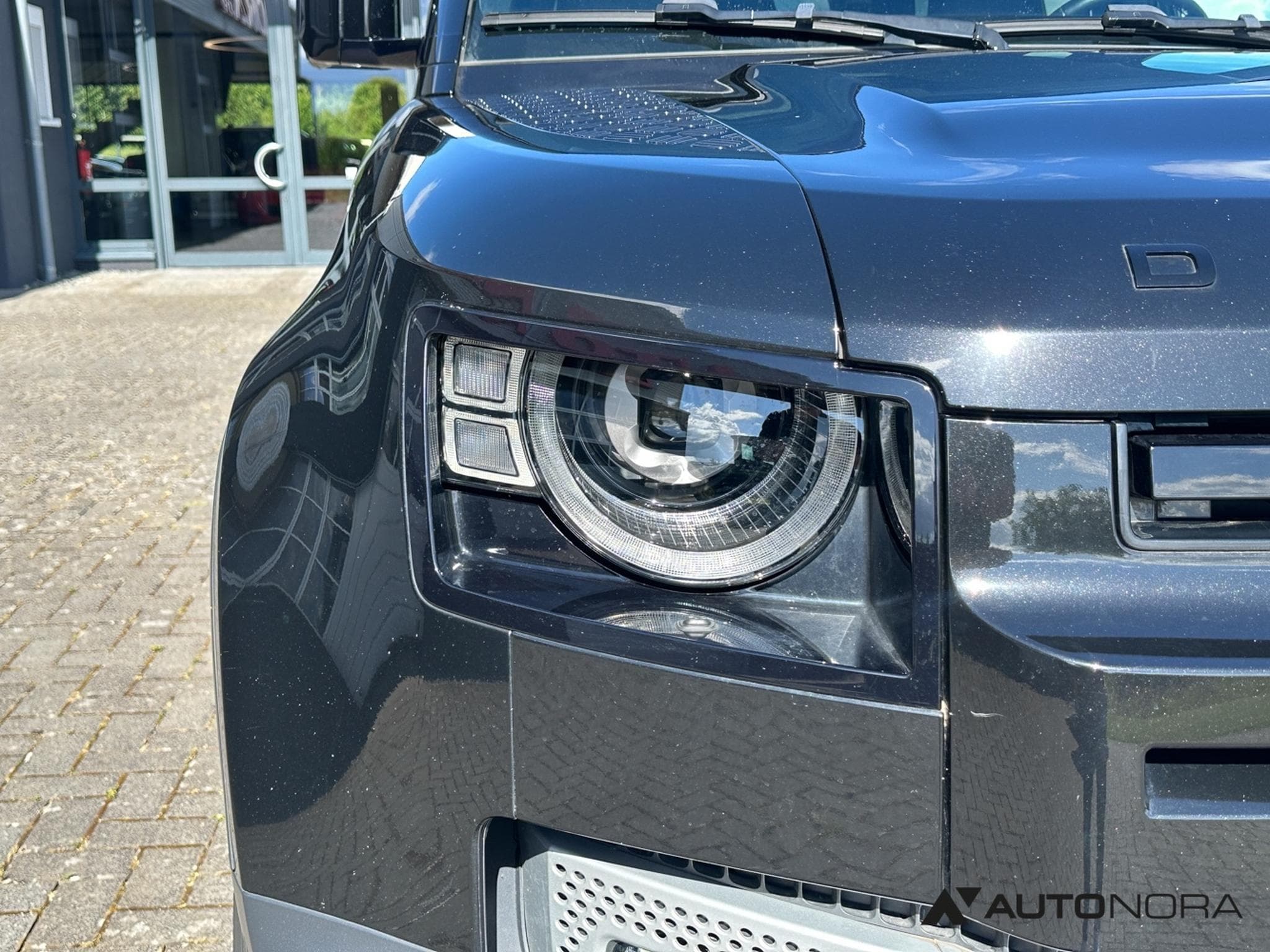 Land-Rover Defender 110 D300 HSE (2021) - Photo 9