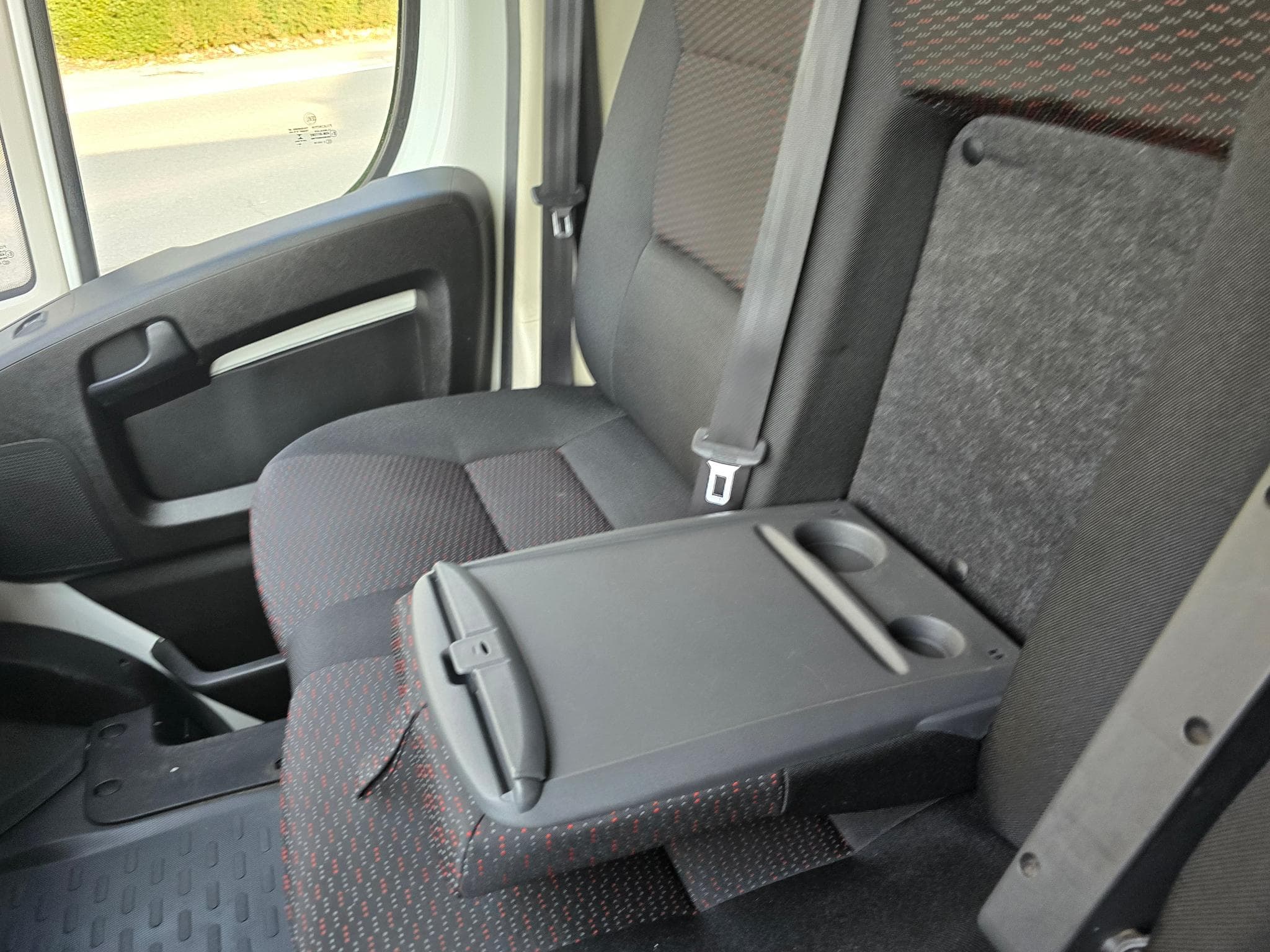 Peugeot Boxer HDI 165 cv 2021 46000 km caisse alu van 17590 (2021) - Photo 11