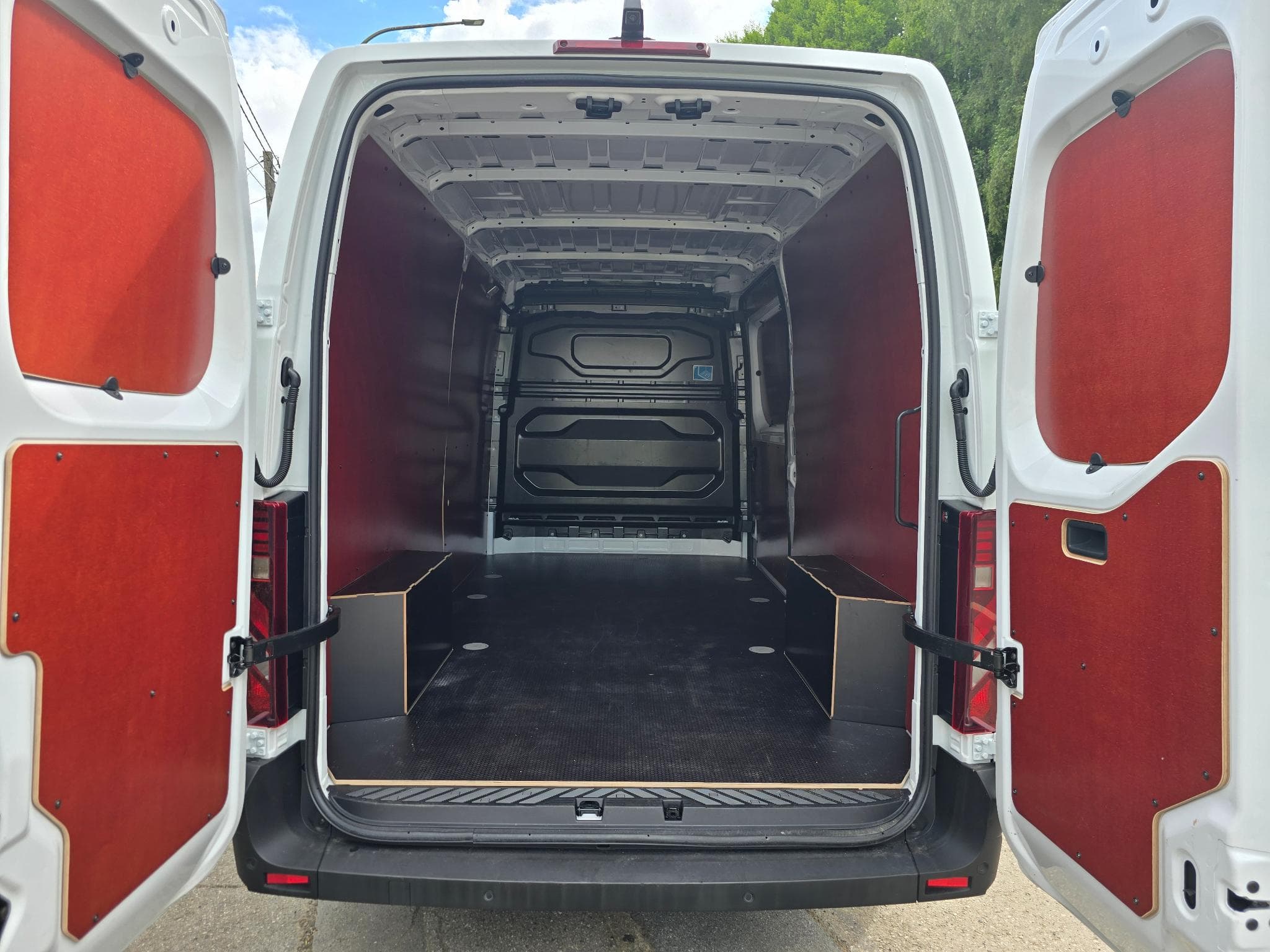 Renault Master New modèle dci 150 CV L3 H2 boite auto 12000 kms opts 2026 2 (2026) - Photo 9