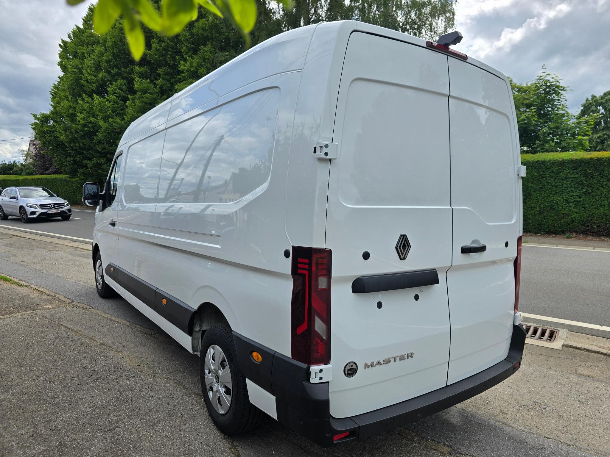 Renault Master New modèle dci 150 CV L3 H2 boite auto 12000 kms opts 2026 2 (2026) - Photo 8