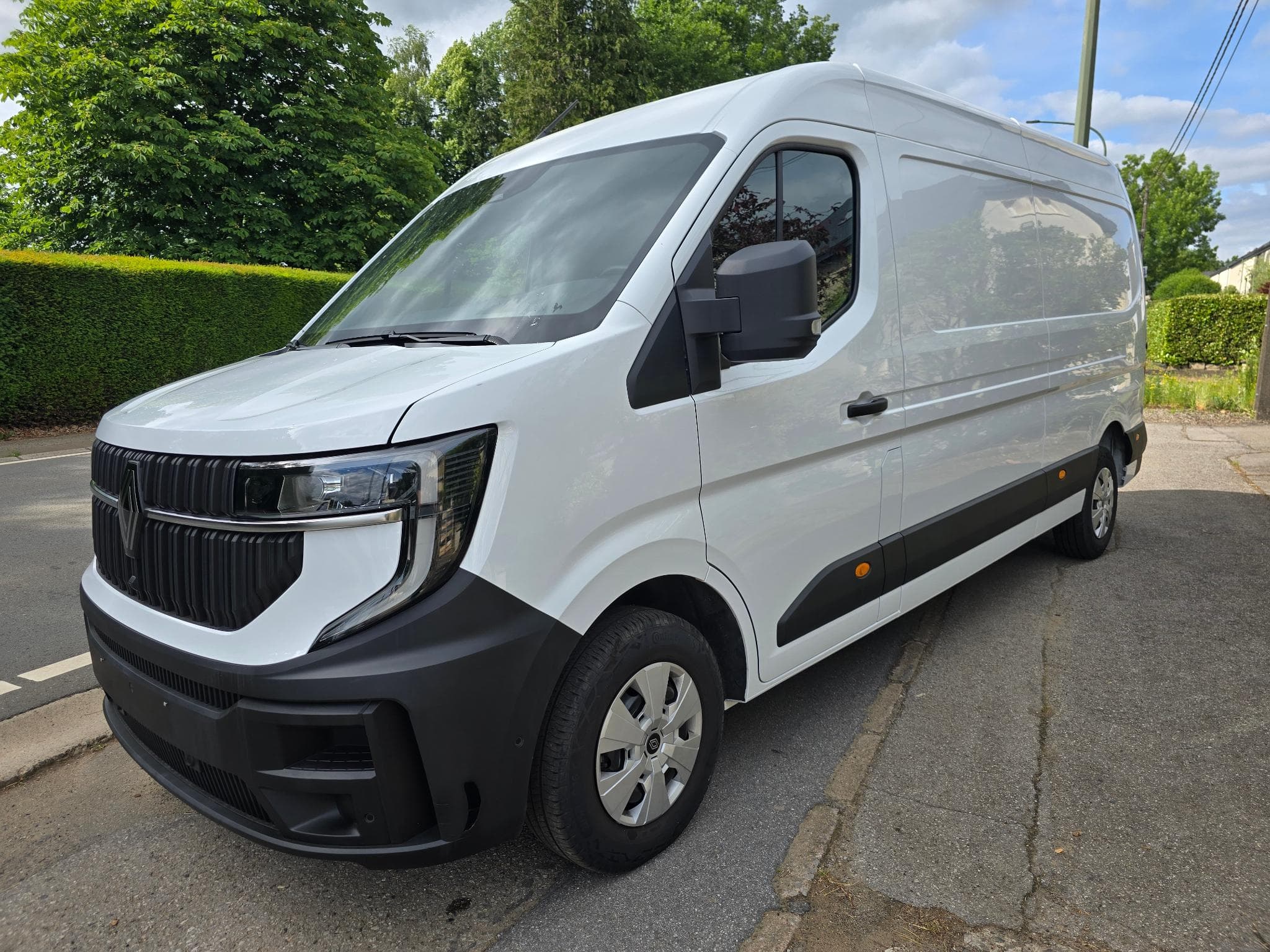 Renault Master New modèle dci 150 CV L3 H2 boite auto 12000 kms opts 2026 2 (2026) - Photo 3