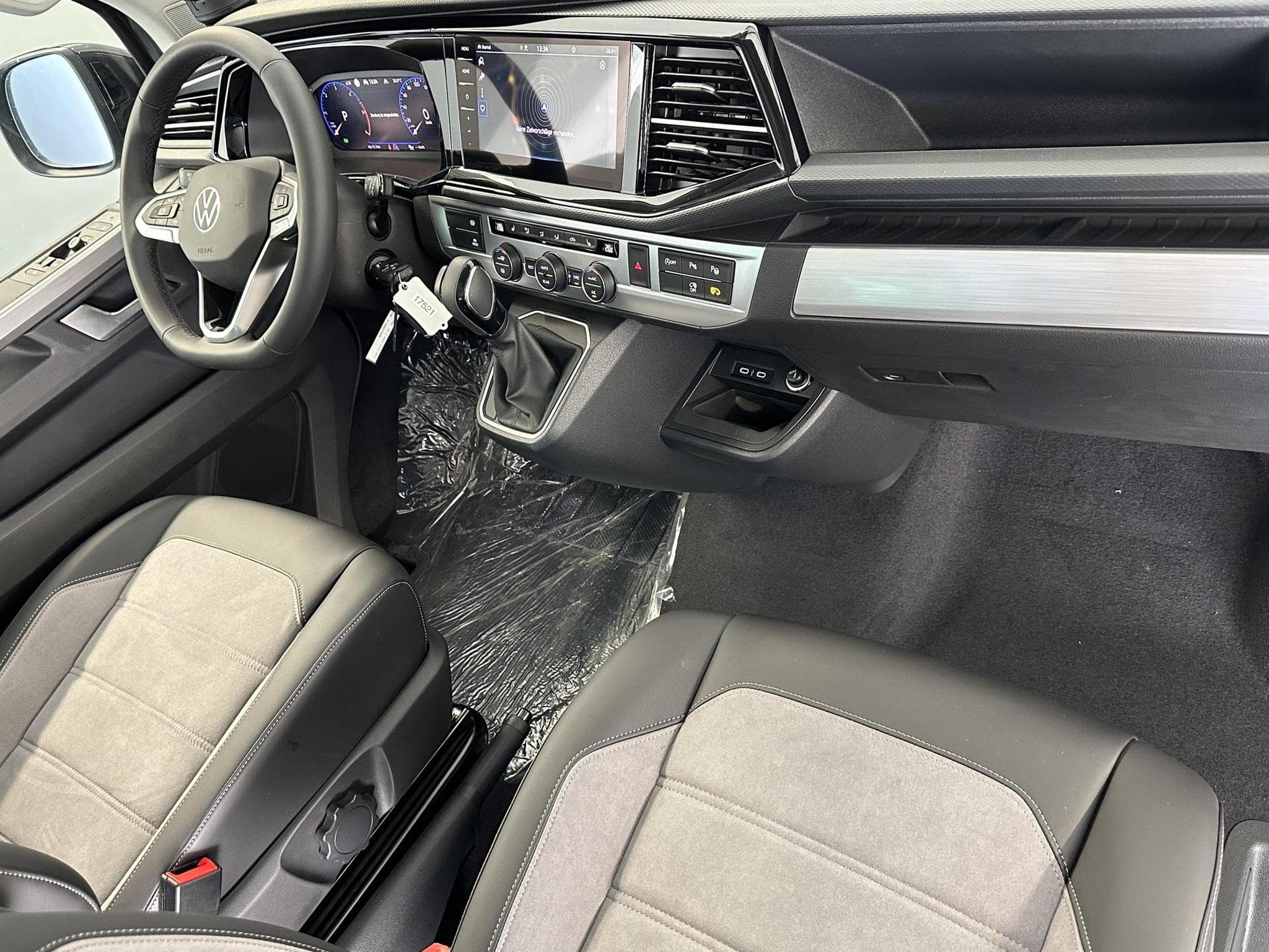 VW California Beach Camper Edition (2023) - Photo 10