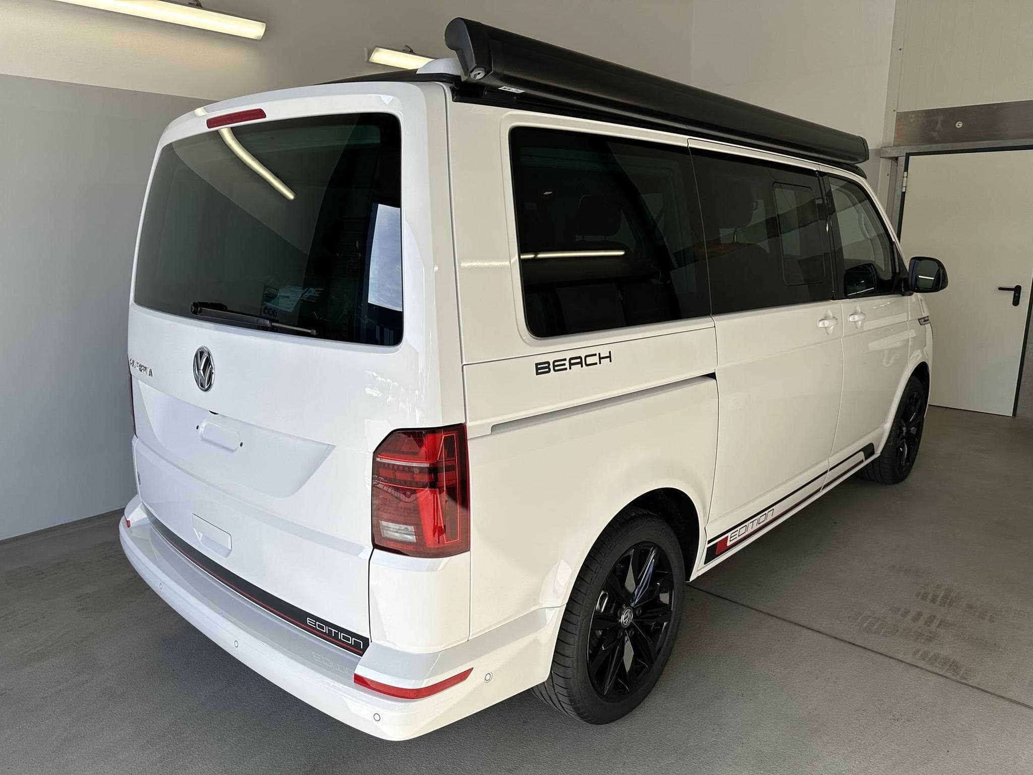 VW California Beach Camper Edition (2023) - Photo 4