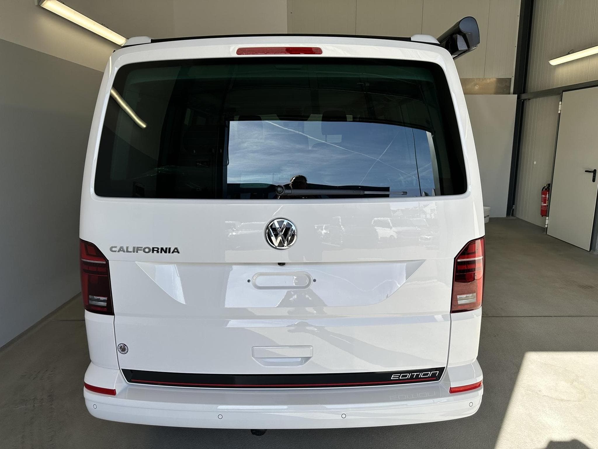 VW California Beach Camper Edition (2023) - Photo 5