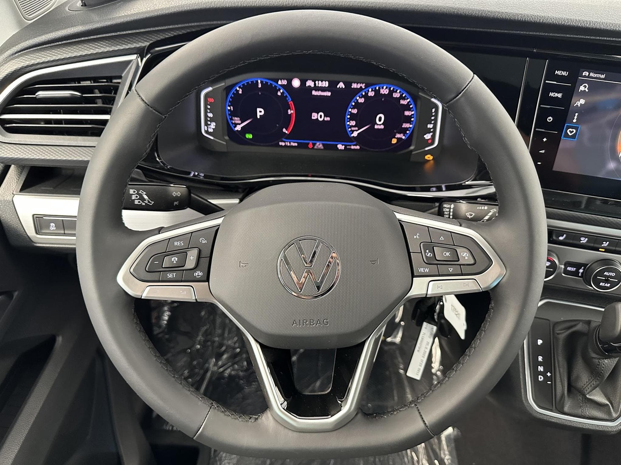 VW California Beach Camper Edition (2023) - Photo 8