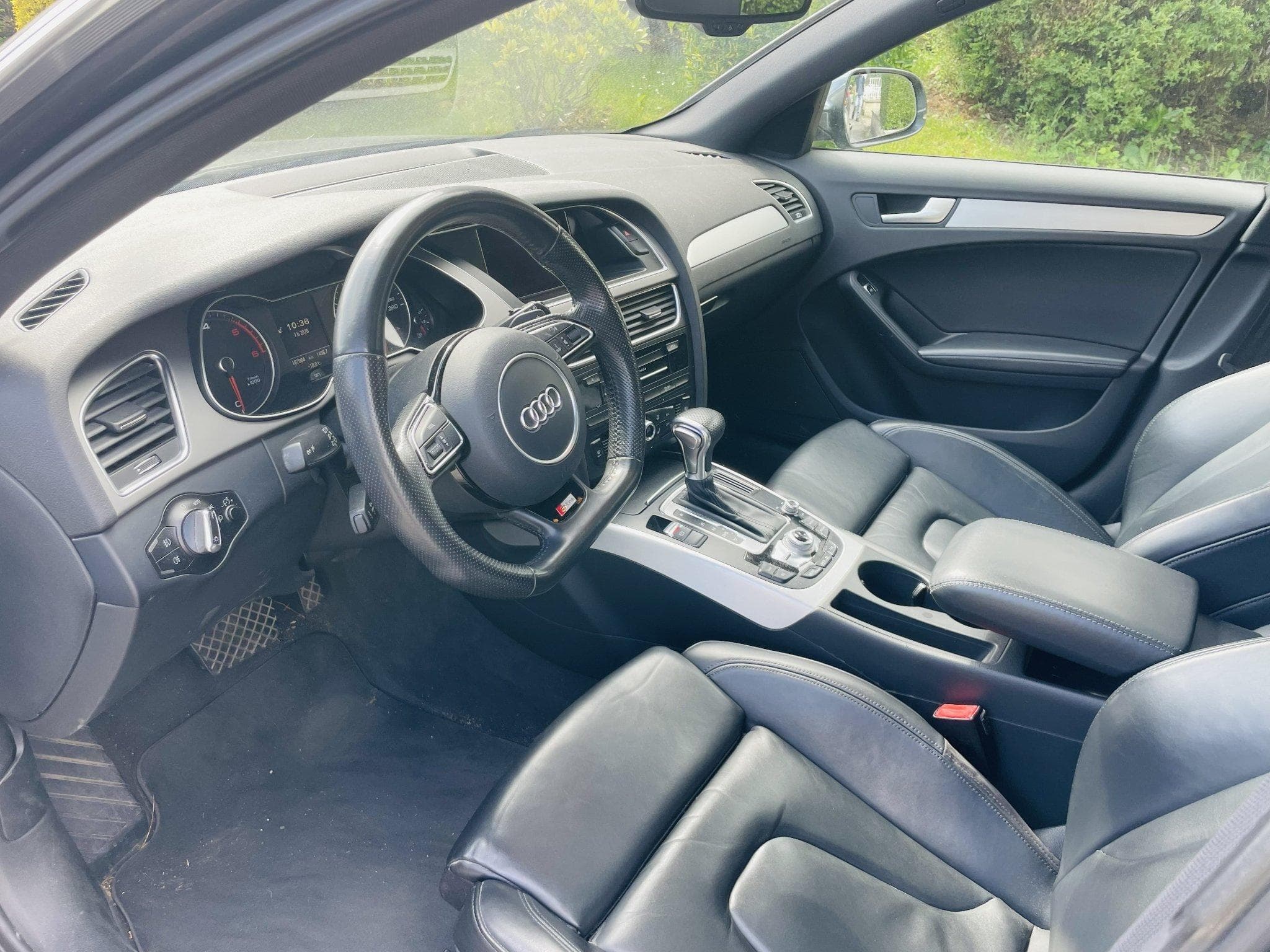 Audi A4 S-line (2014) - Photo 3