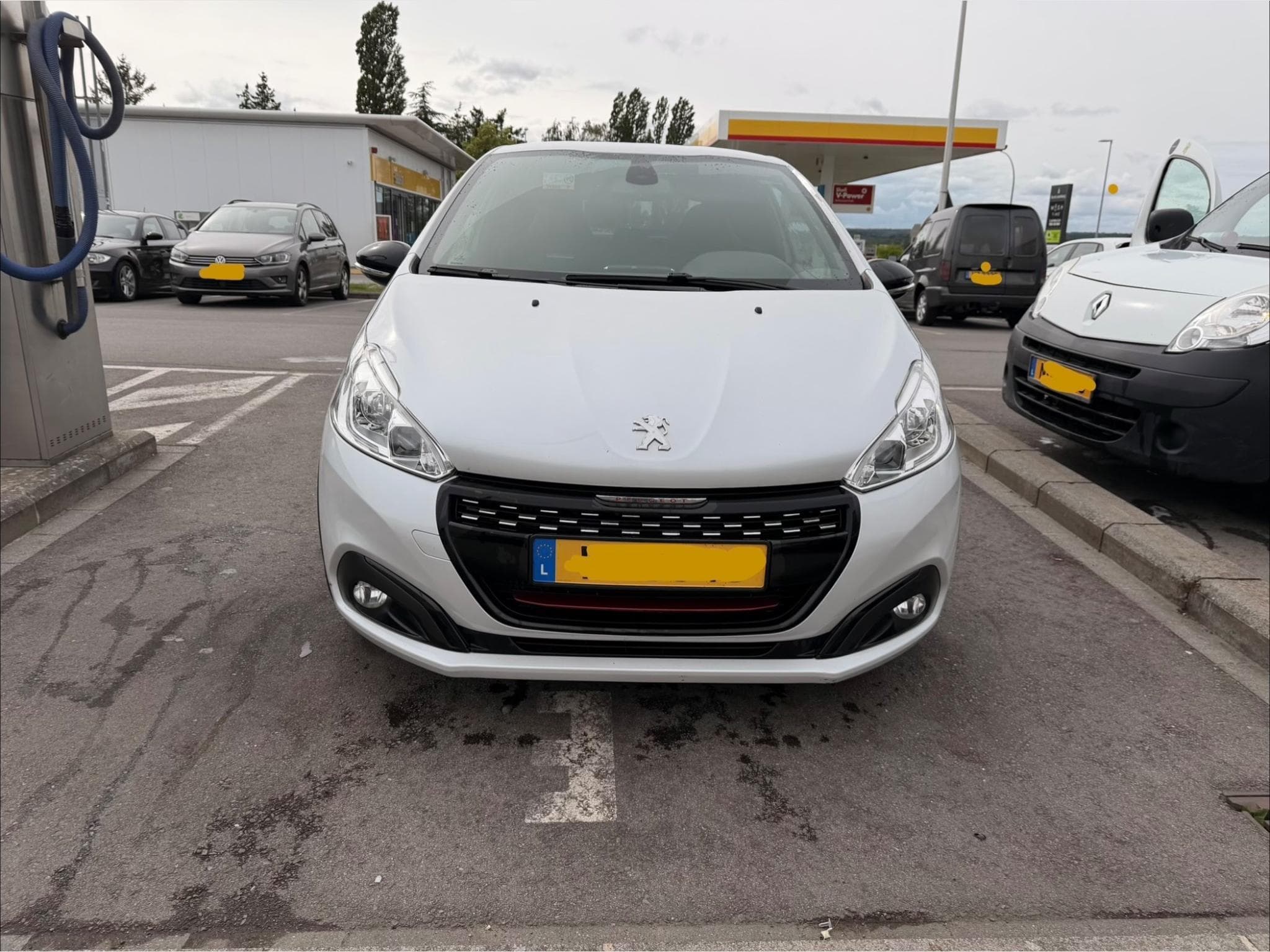 Peugeot 208 Gti By Peugeot Sport (2017) - Photo 3