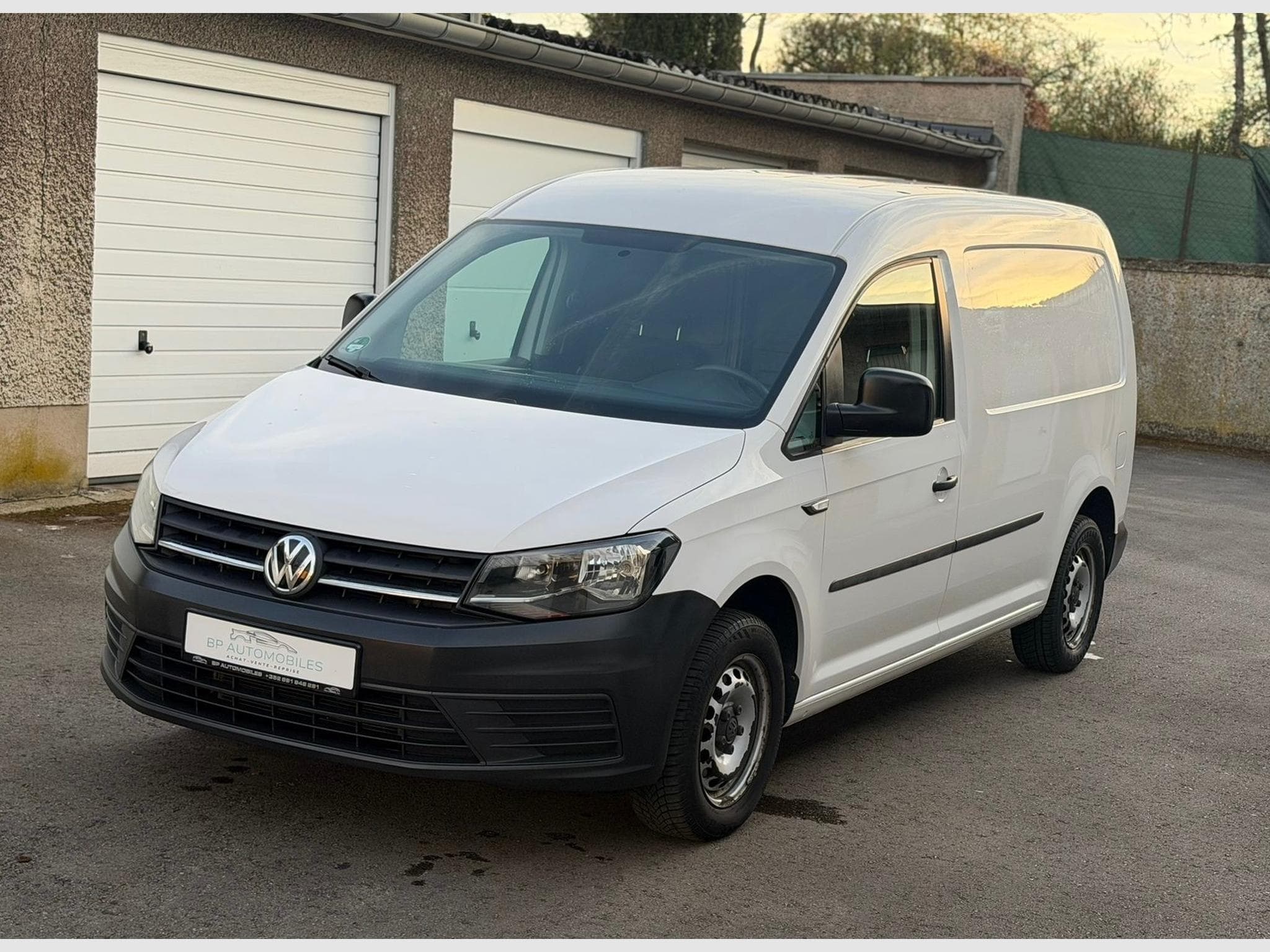 VW Caddy VW CADDY MAXI 2.0TDI (2017) - Photo 2