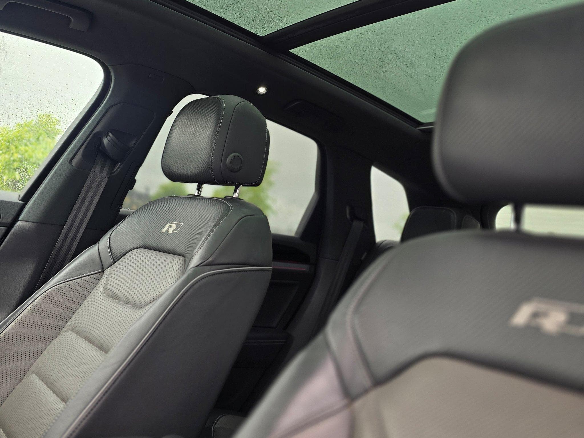VW Touareg R line (2021) - Photo 3