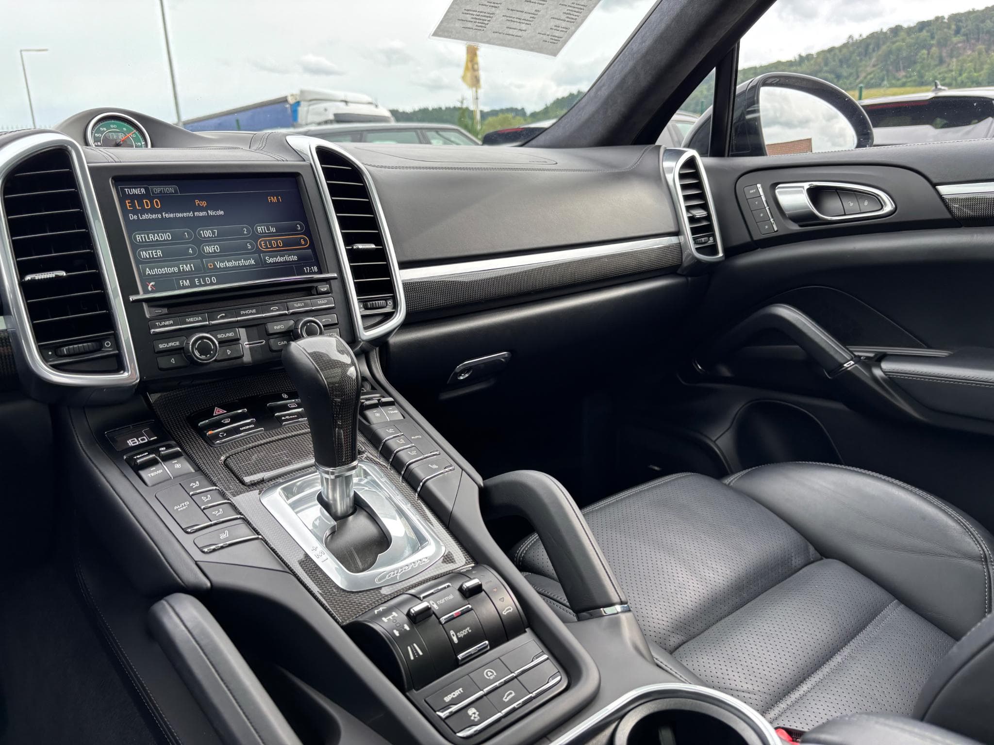 Porsche Cayenne Cayenne Turbo S Tiptronic S (2013) - Photo 10
