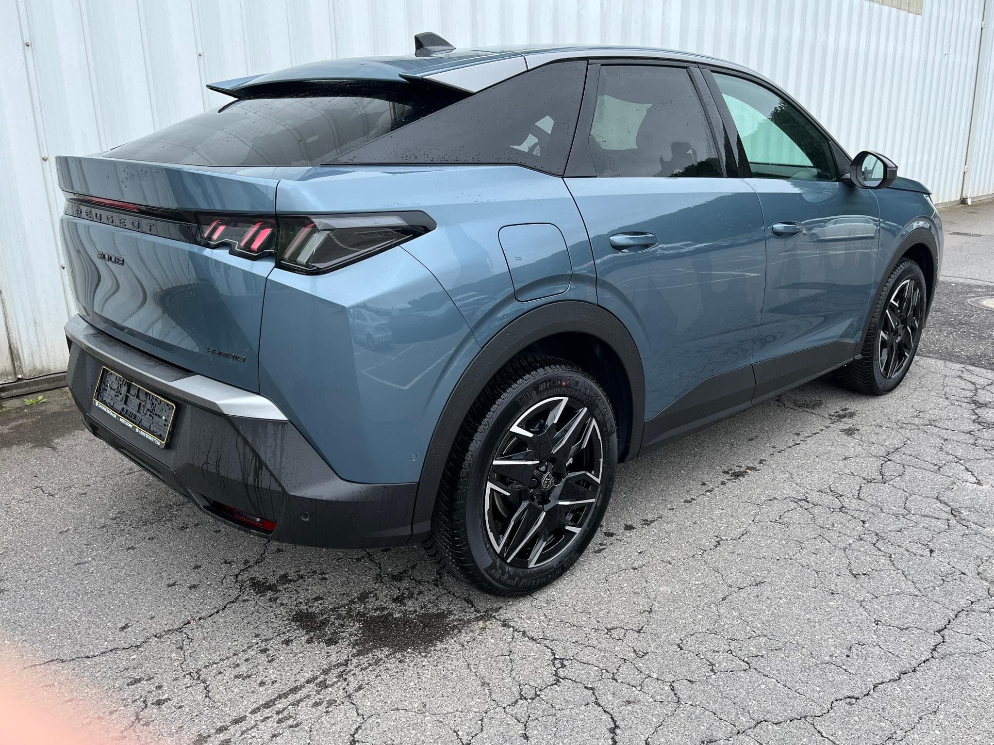 Peugeot 3008 Allure hybrid 145 (2026) - Photo 2