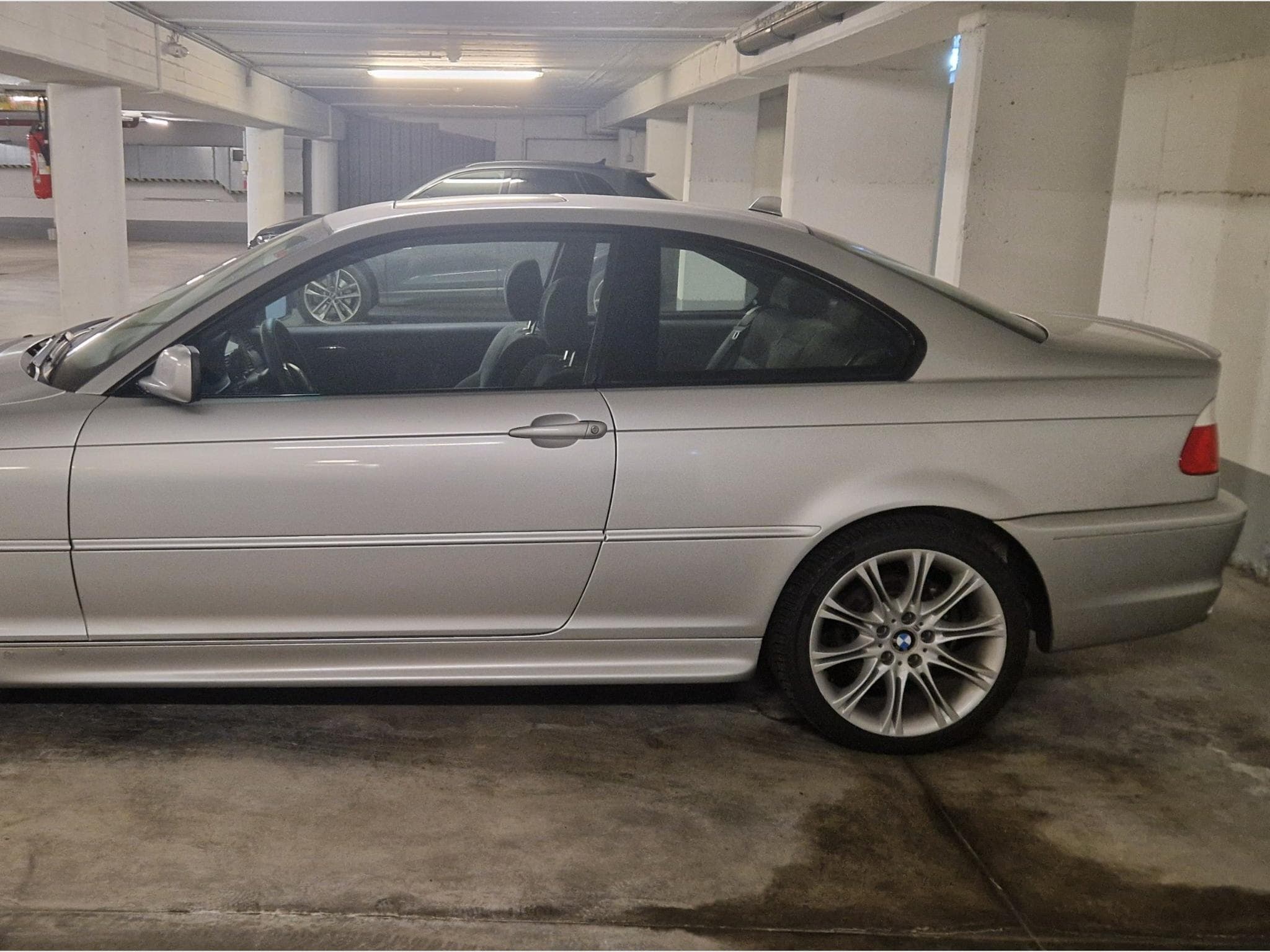 BMW 325 Ci M sport (2003) - Photo 4