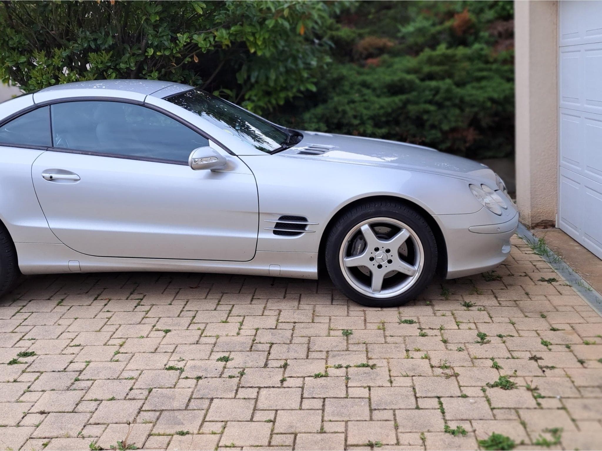 Mercedes SL 500 roadster R230 (2002) - Photo 1