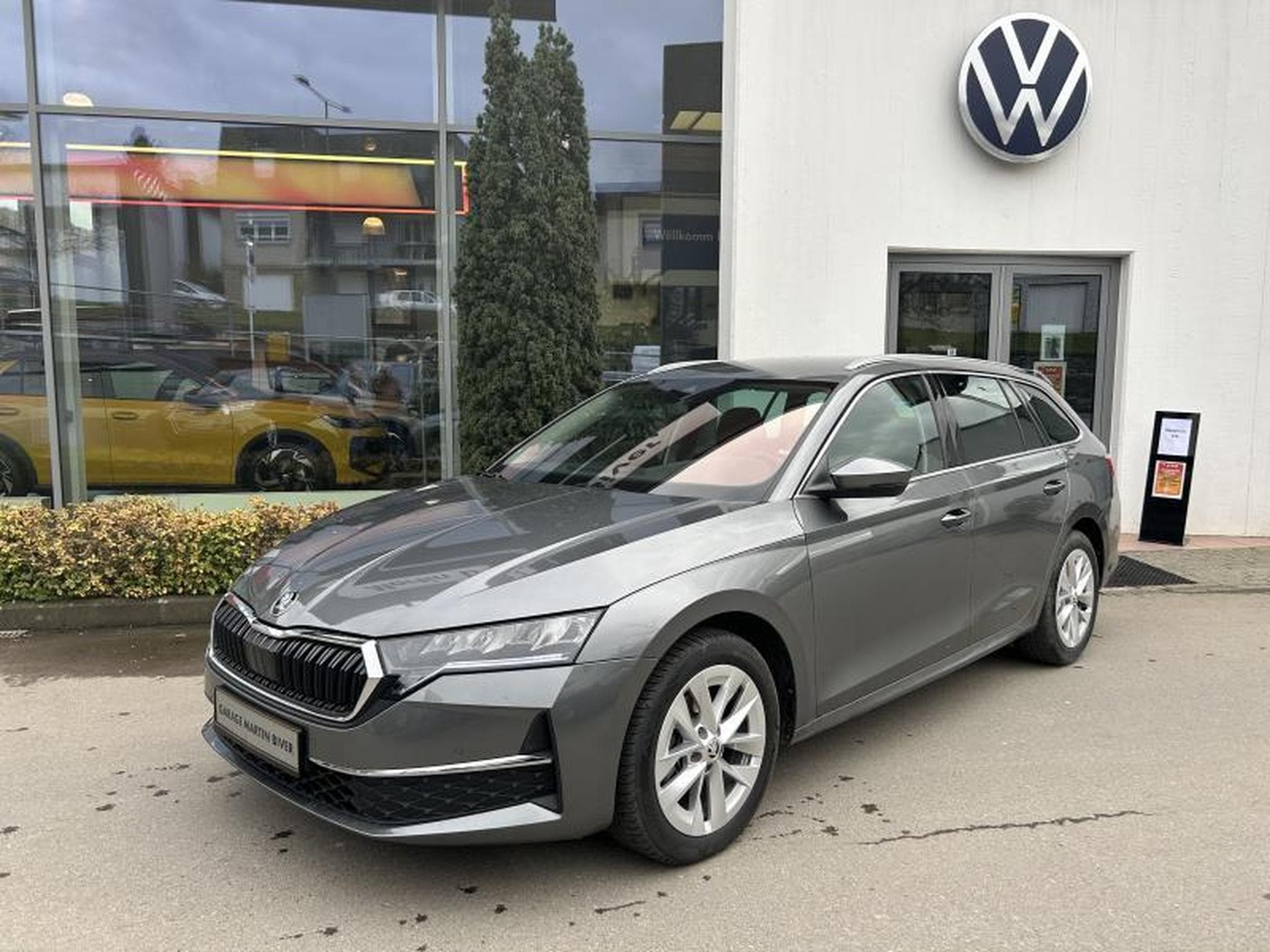 Skoda Octavia Selection (2024) - Foto 2