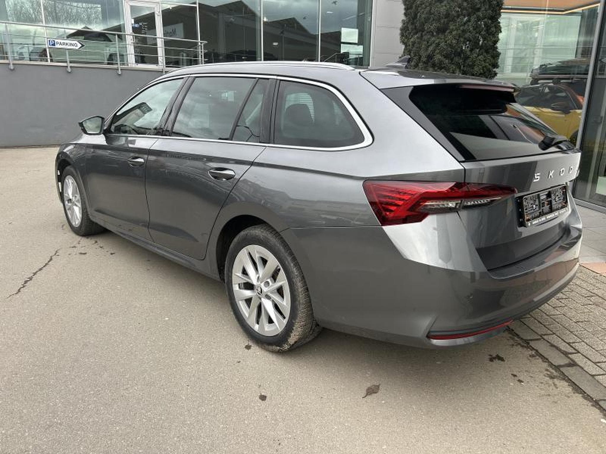 Skoda Octavia Selection (2024) - Foto 7