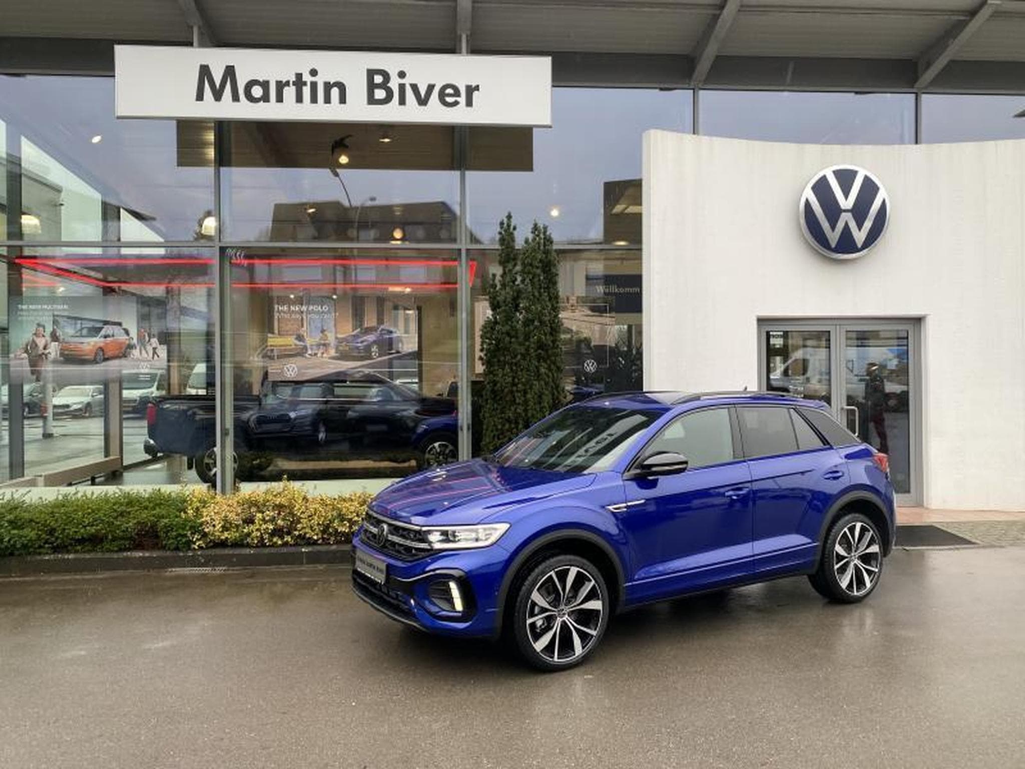 VW T-Roc R-Line 4 Motion (2023) - Photo 1