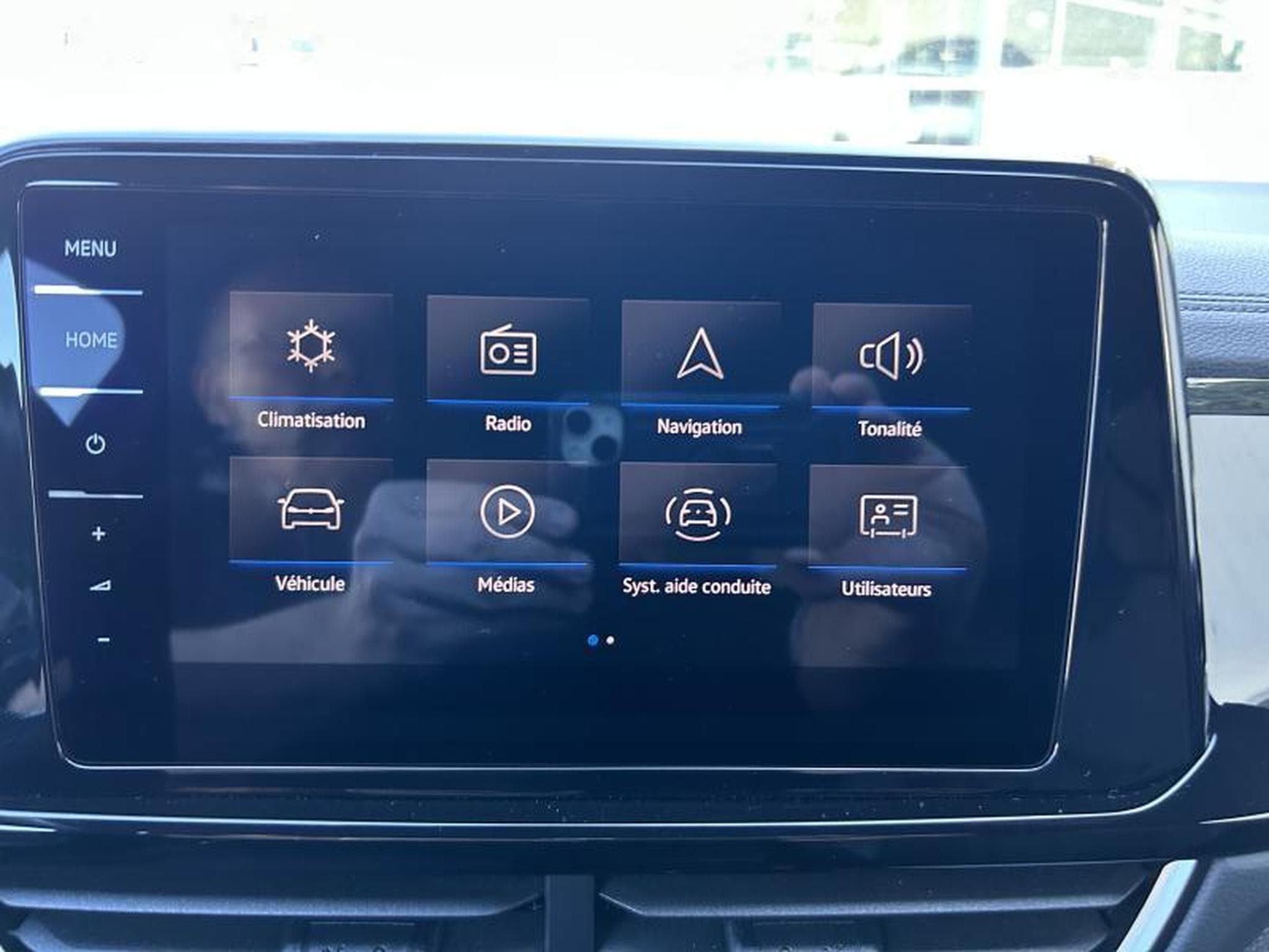 VW T-Roc R-Line 4 Motion (2023) - Photo 10