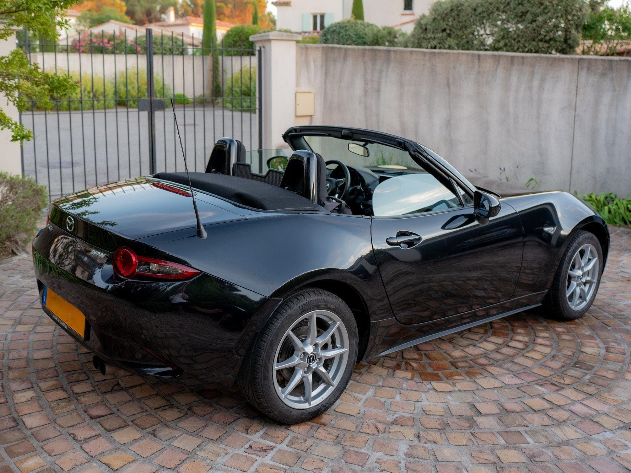 Mazda MX-5 1.5L 1er propriétaire Full historique (2016) - Photo 3