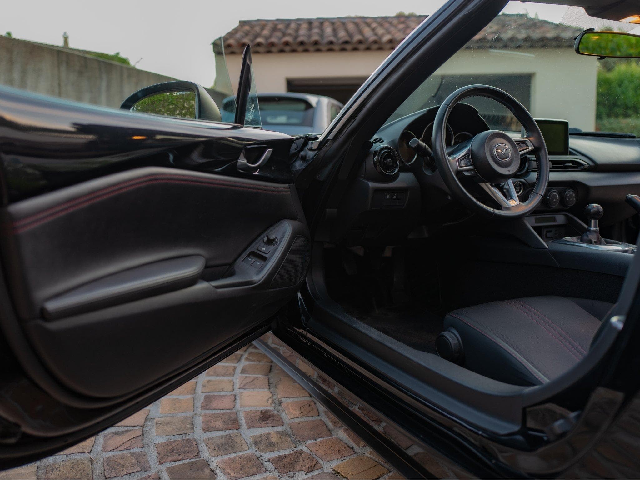 Mazda MX-5 1.5L 1er propriétaire Full historique (2016) - Photo 12